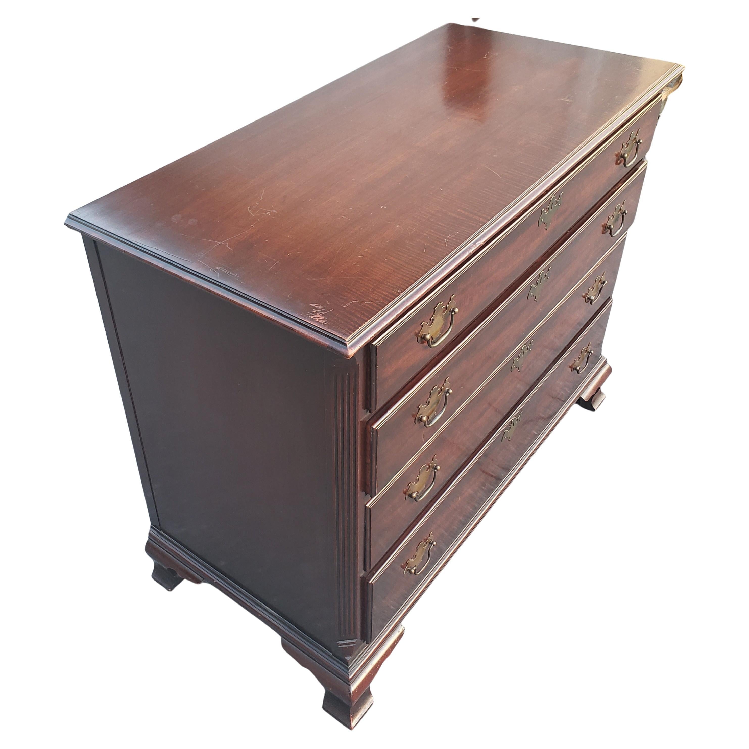 20th Century Kindel Chippendale Mahogany Chest of Drawers Commodes For Sale