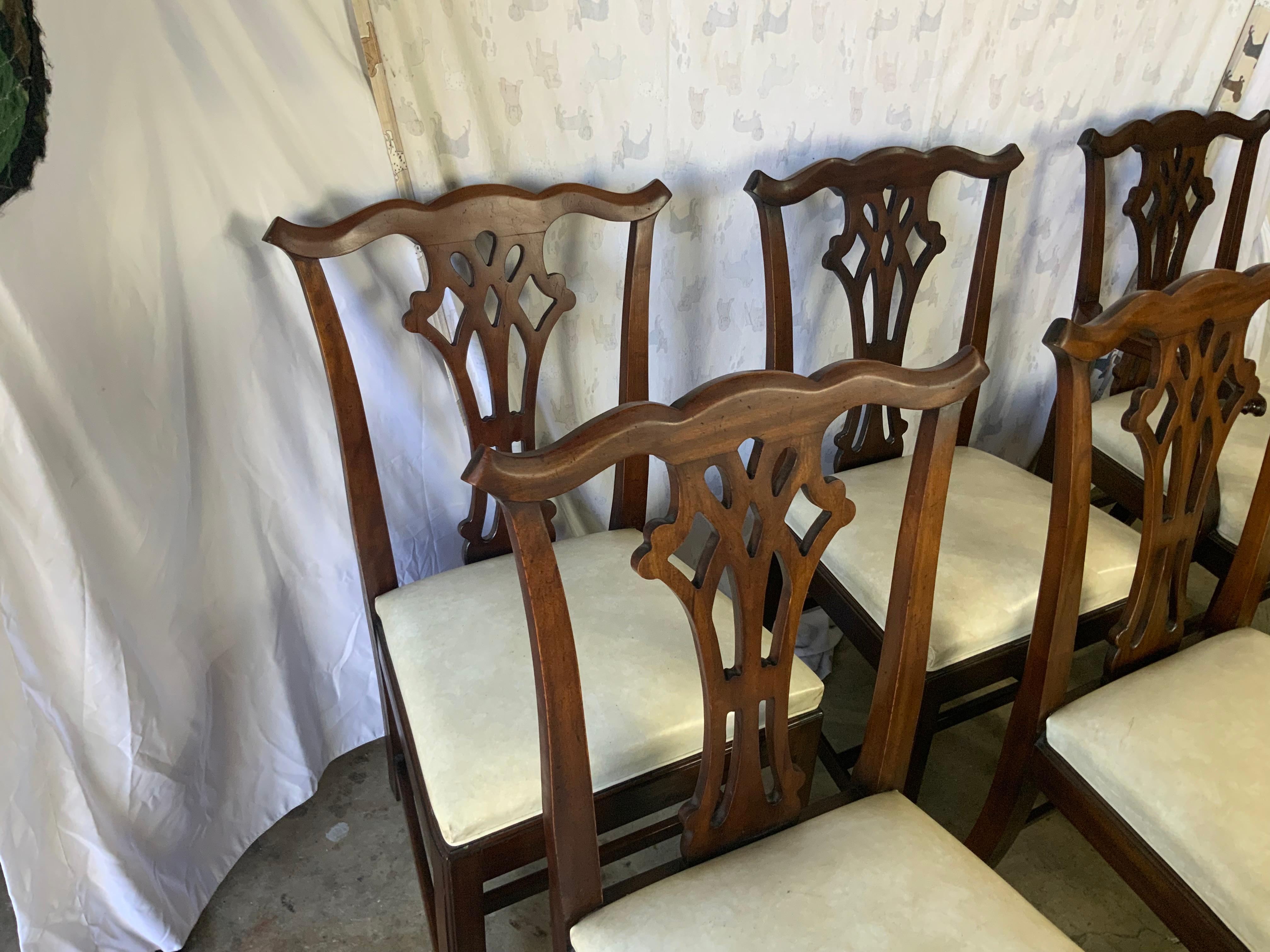 Kindel Chippendale Style Cherry Dining Chairs In Good Condition In Bradenton, FL