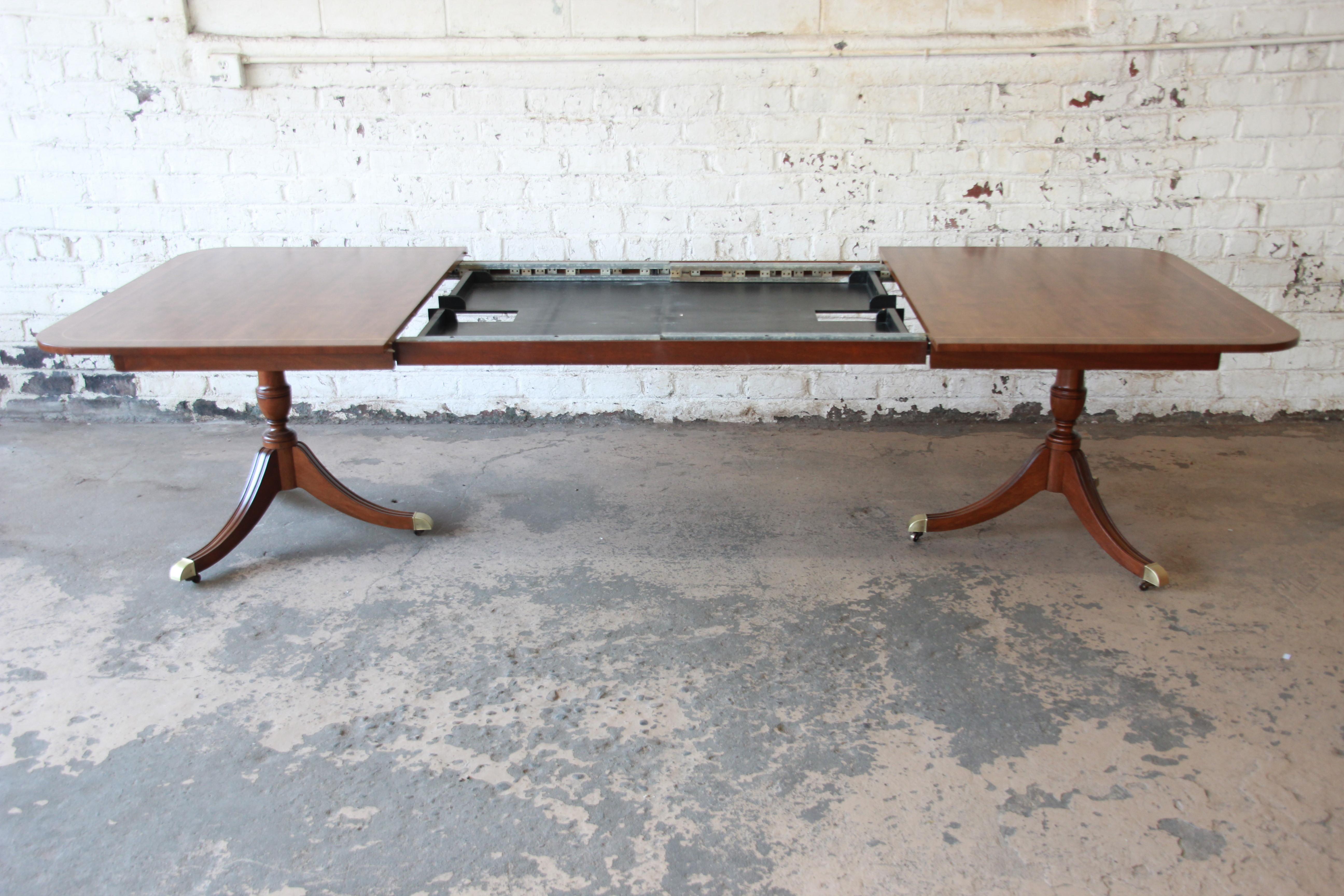 Late 20th Century Kindel Furniture Banded Edge Formal Mahogany Extension Dining Table