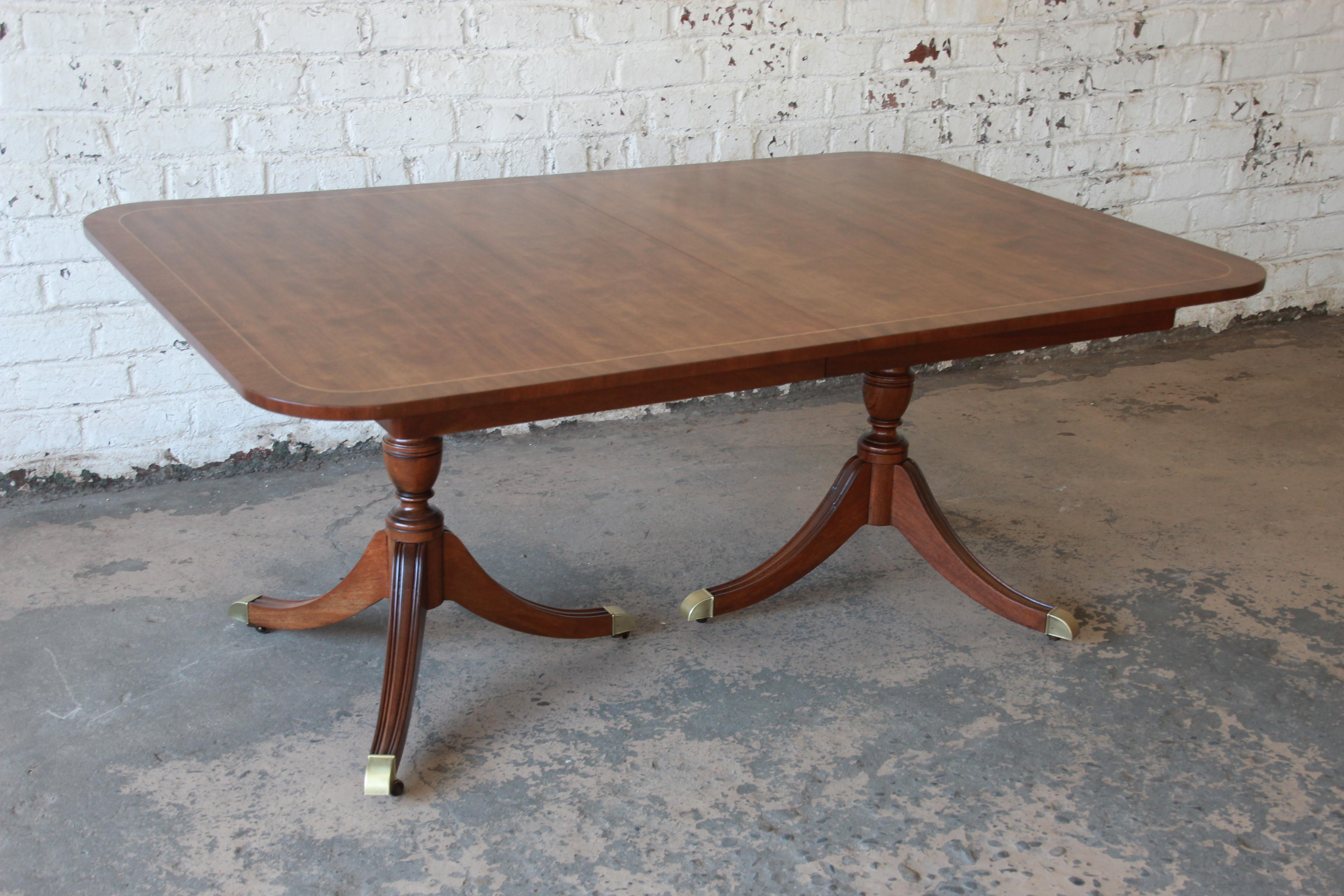 Kindel Furniture Banded Edge Formal Mahogany Extension Dining Table 3