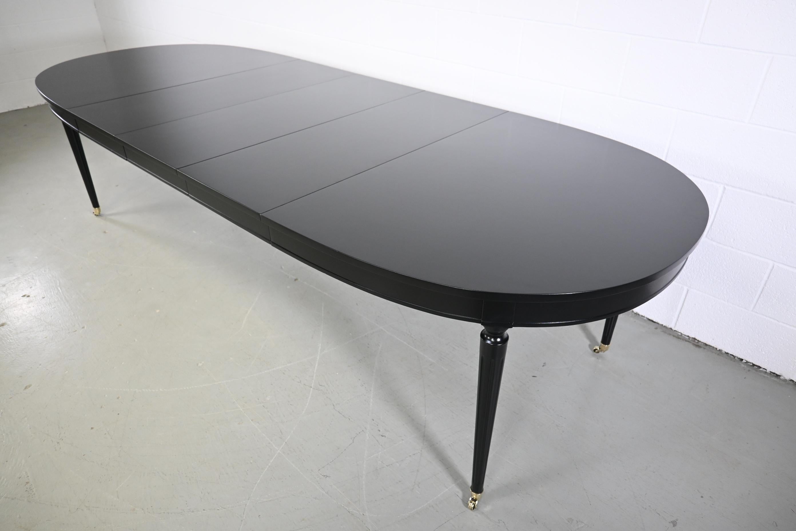 Kindel Furniture Black Lacquered French Regency Extension Dining Table In Excellent Condition In Morgan, UT