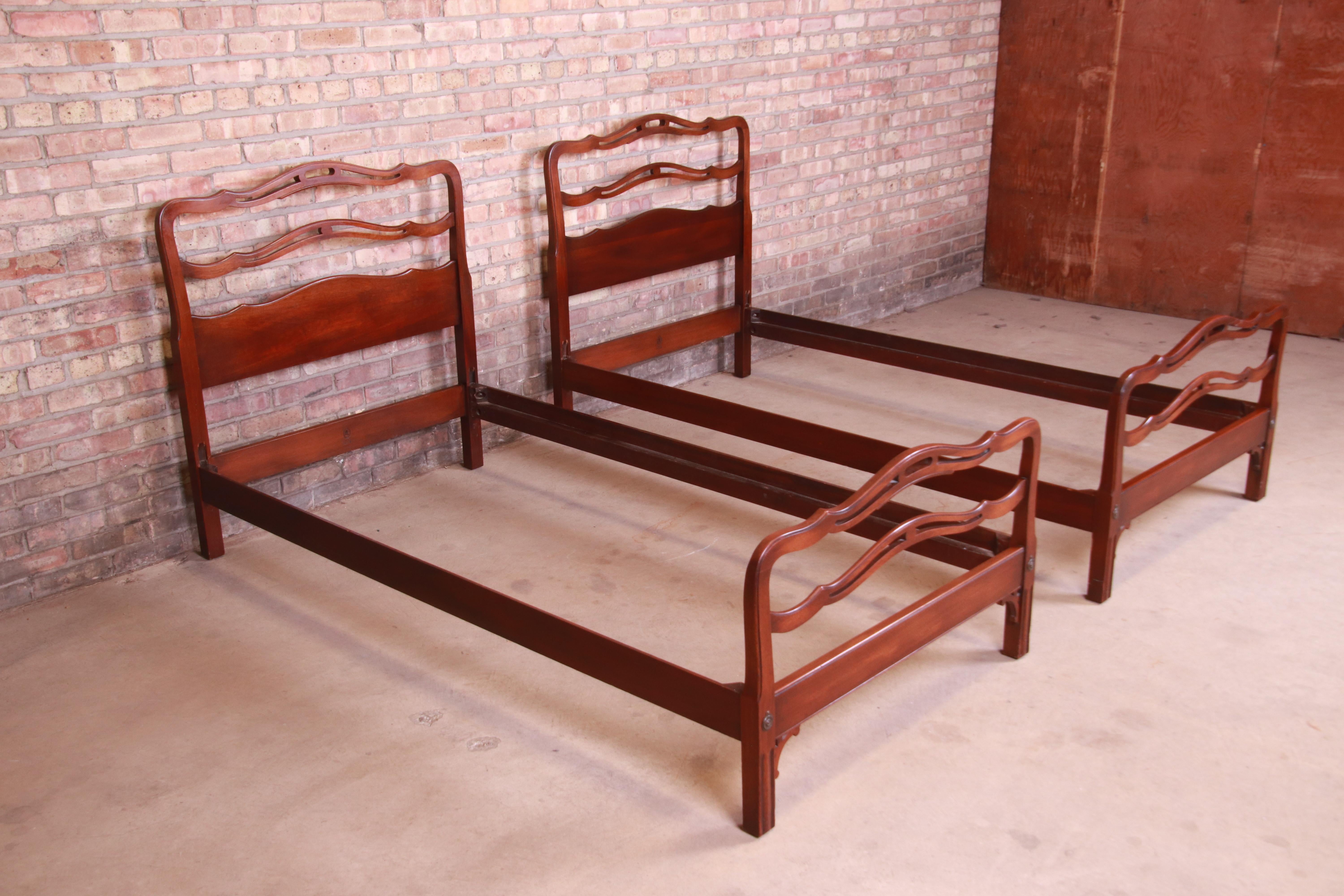 20th Century Kindel Furniture Chippendale Carved Mahogany Twin Beds, Pair