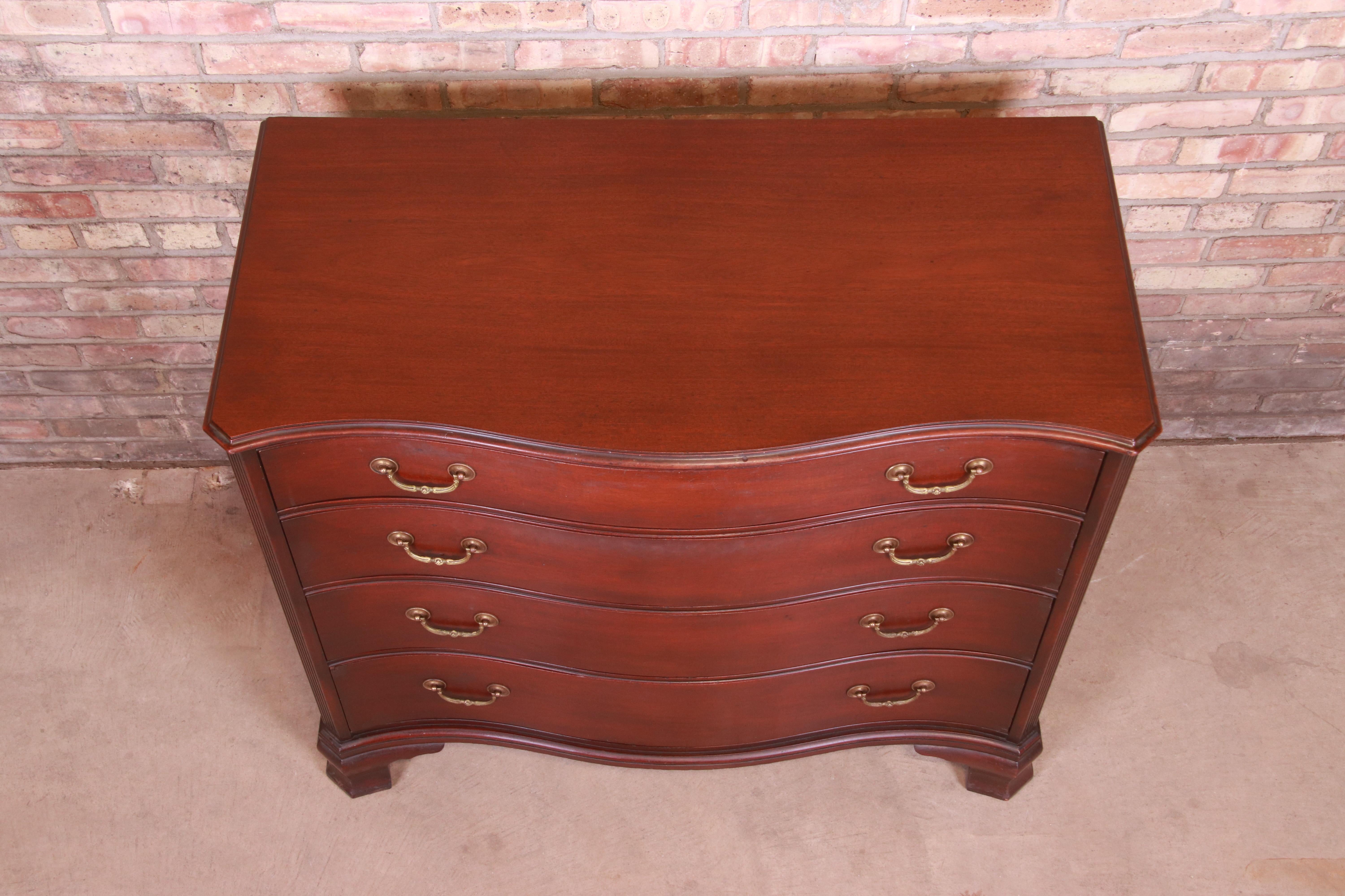 Kindel Furniture Chippendale Mahogany Bow Front Chest of Drawers 4