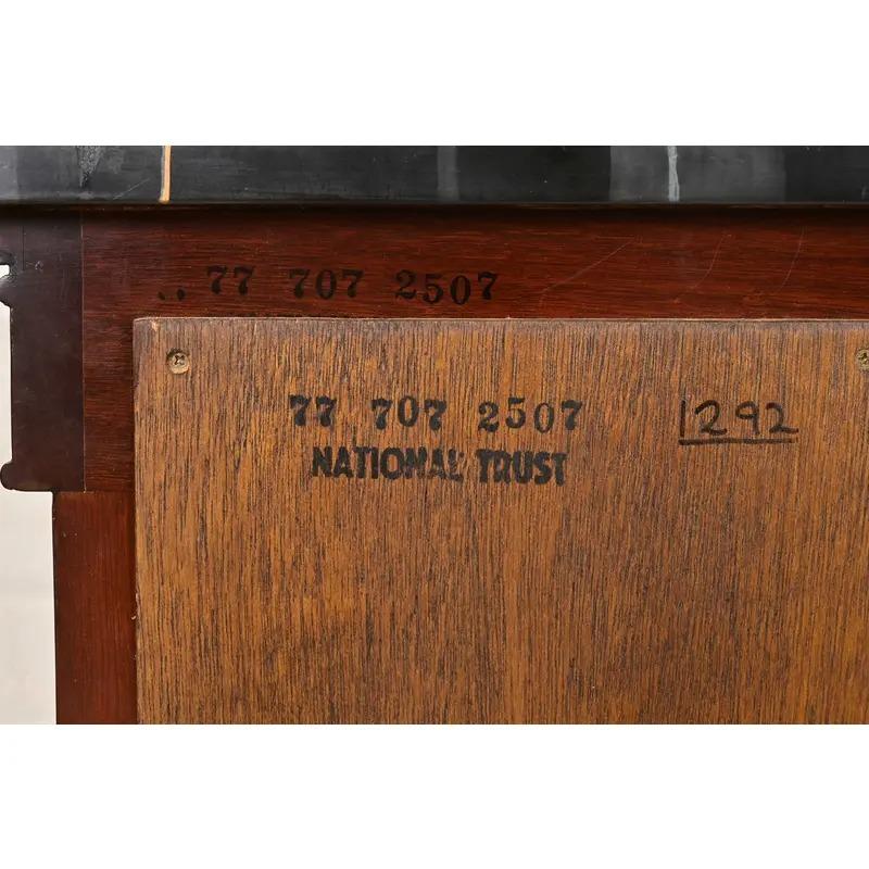 Empire Furniture Tavolo Consolle in mogano intagliato con schienale a specchio in vendita 7
