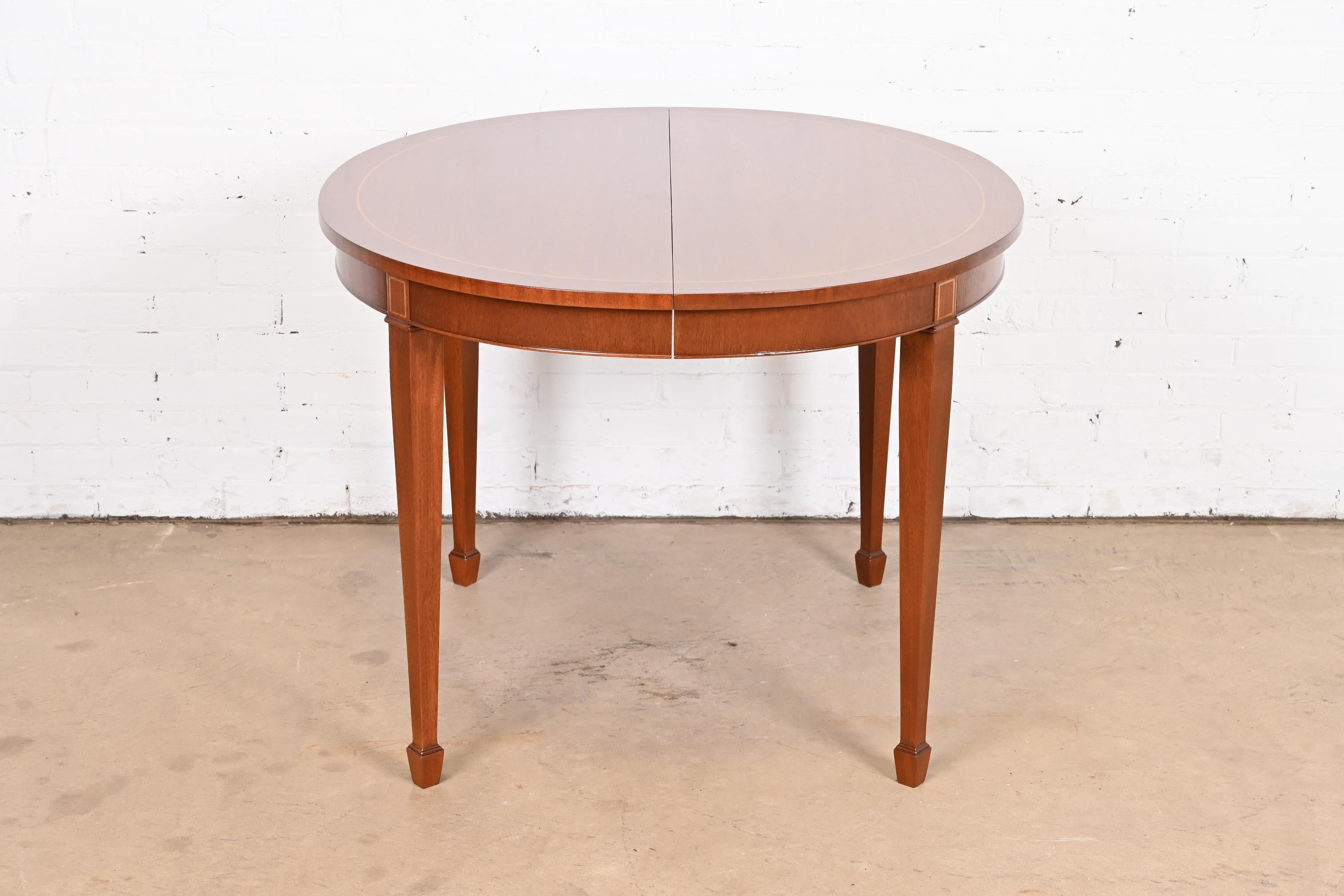 Kindel Furniture Federal Banded Mahogany Dining Table, Newly Refinished For Sale 6