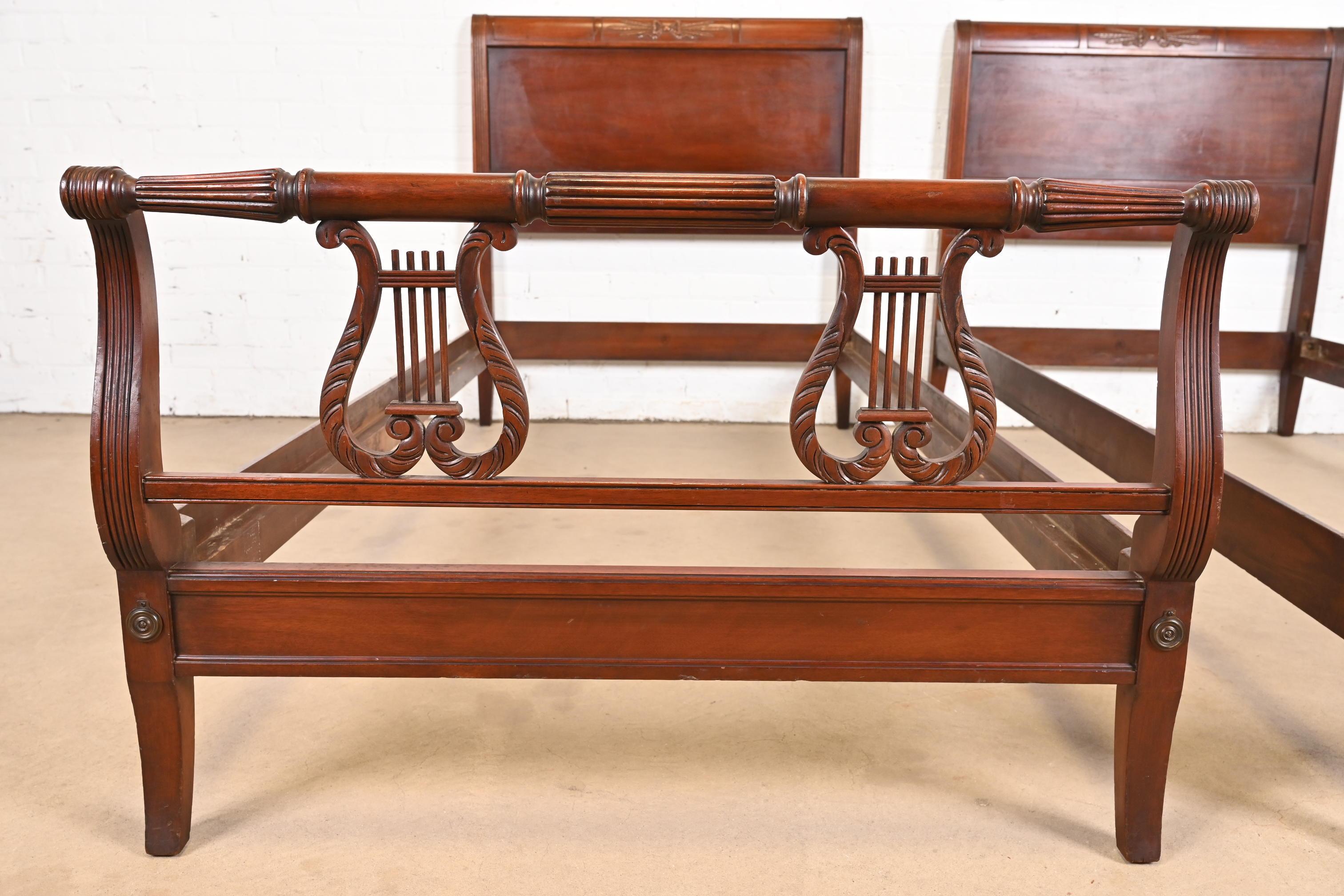 Kindel Furniture Federal Carved Mahogany Twin Beds, Circa 1960s For Sale 2
