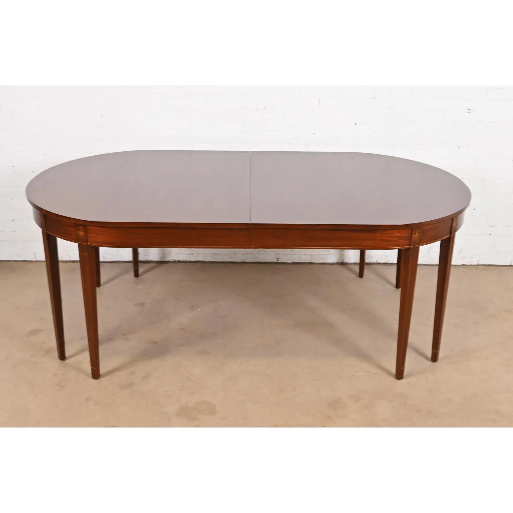 Kindel Furniture Federal Inlaid Mahogany Extension Dining Table, Refinished For Sale 3
