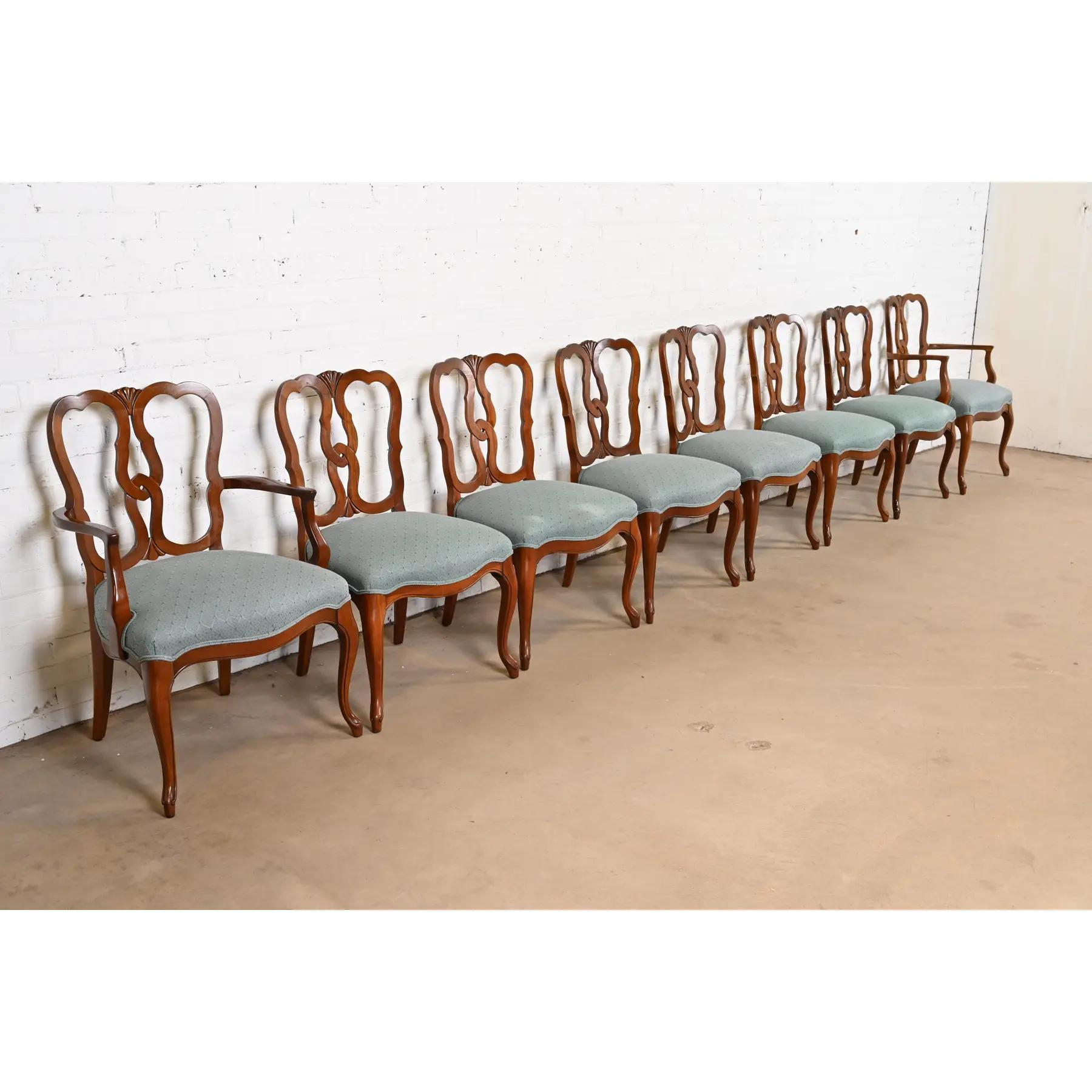Mid-20th Century Kindel Furniture French Provincial Louis XV Carved Cherry Dining Chairs, Eight