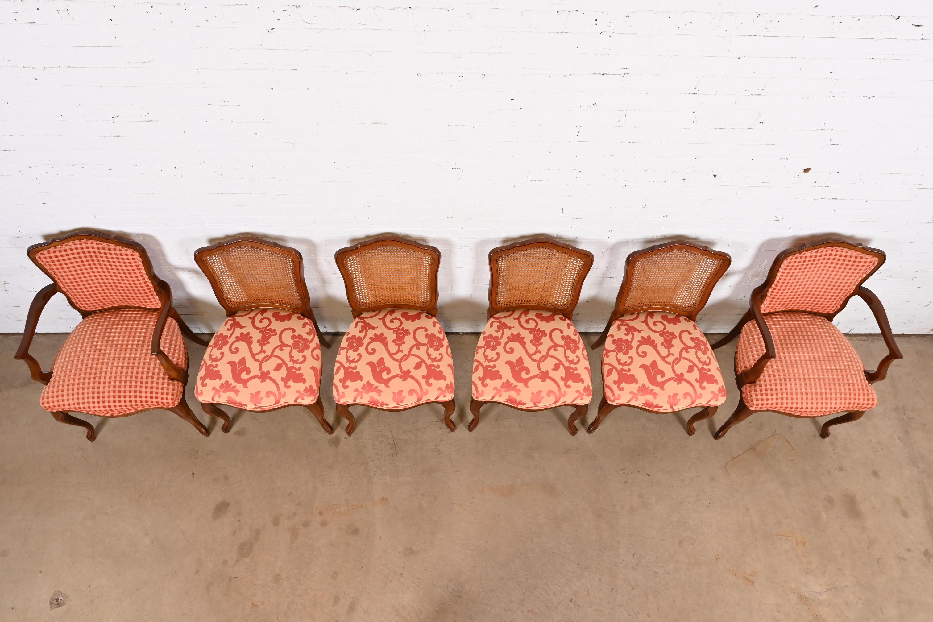 Mid-20th Century Kindel Furniture French Provincial Louis XV Carved Cherry Wood Dining Chairs