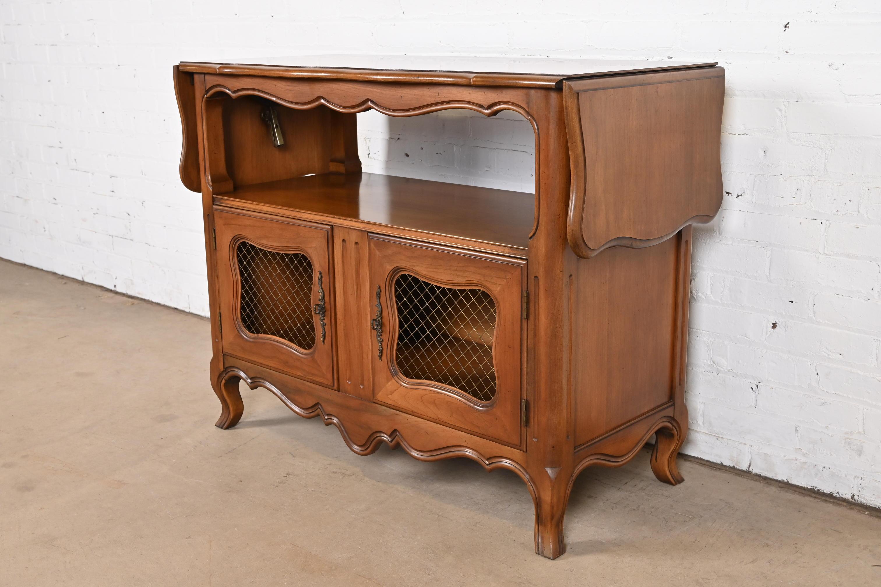 Kindel Furniture French Provincial Louis XV Cherry Wood Server or Bar Cabinet In Good Condition For Sale In South Bend, IN