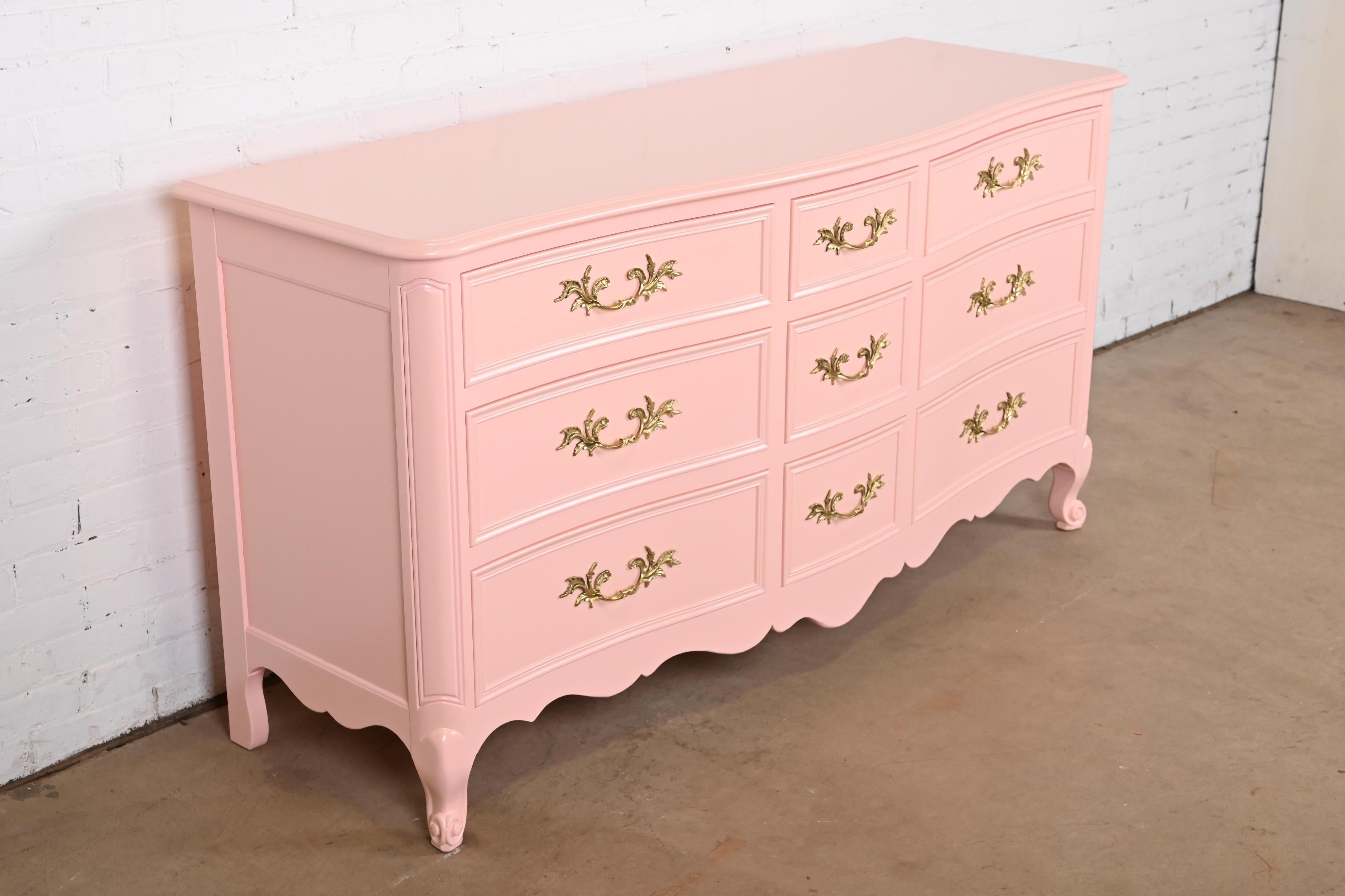 Mid-20th Century Kindel Furniture French Provincial Louis XV Pink Lacquered Dresser, Refinished For Sale