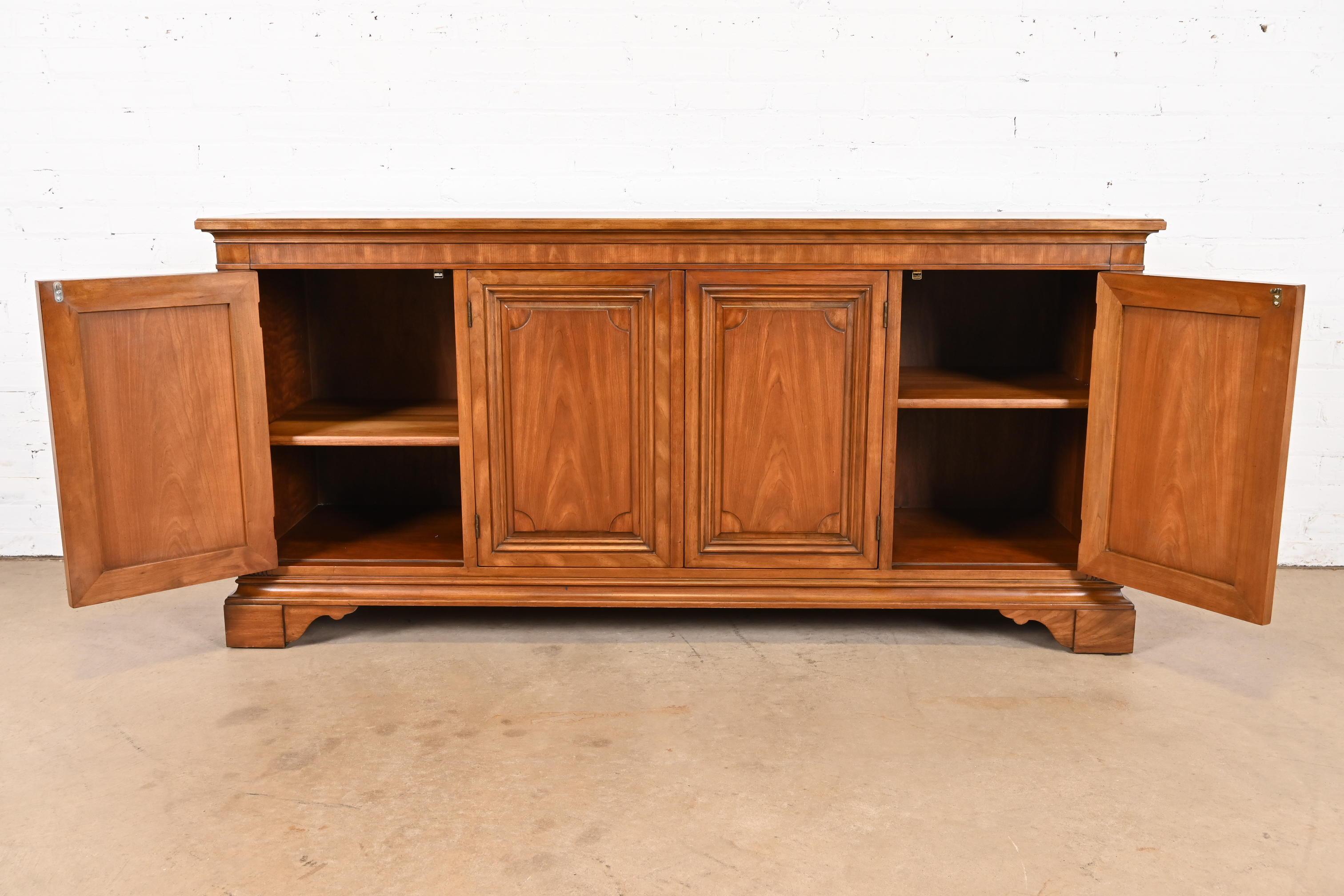 Kindel Furniture French Regency Louis Philippe Cherry Wood Sideboard, 1960s For Sale 3