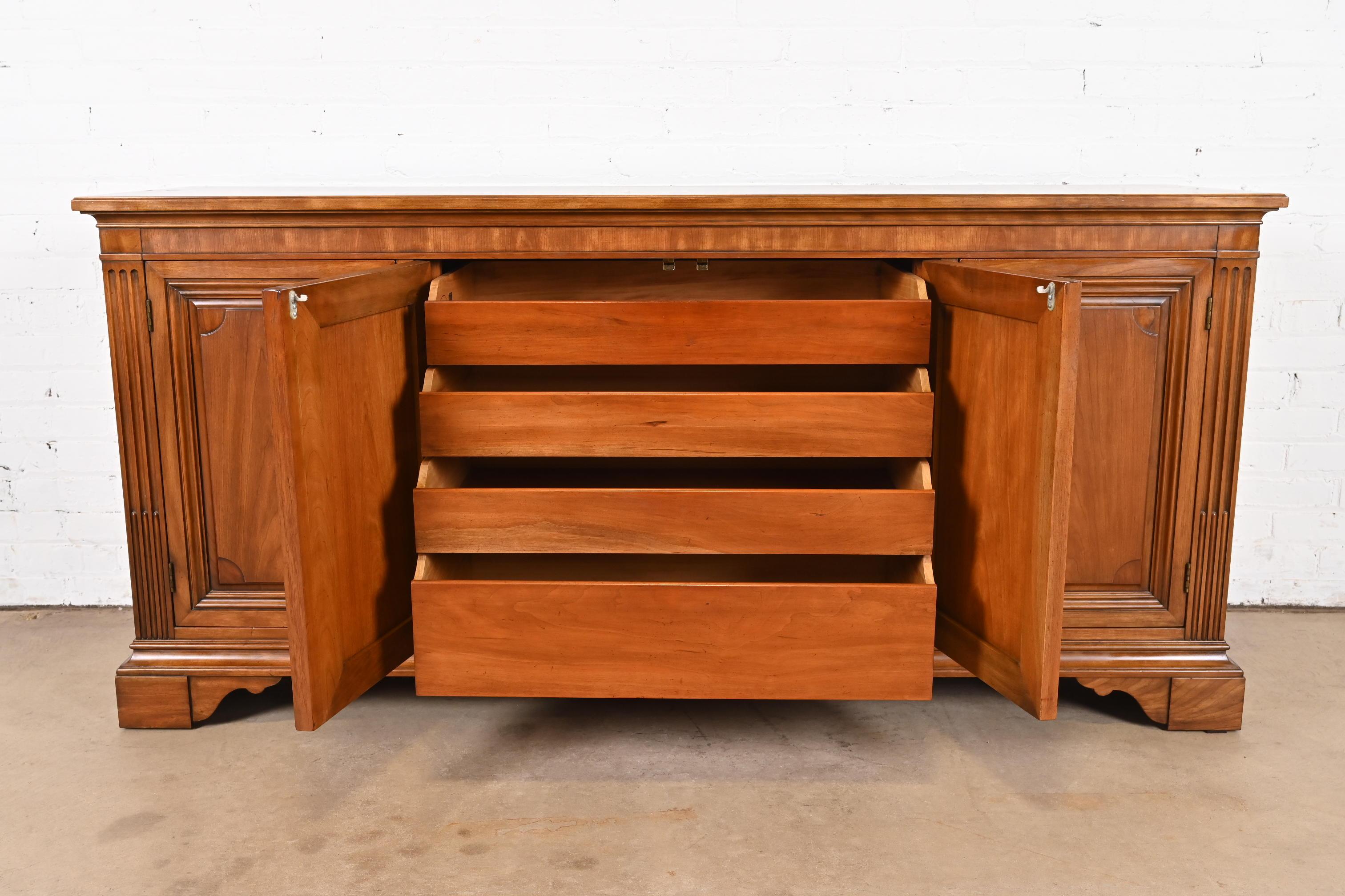 Kindel Furniture French Regency Louis Philippe Cherry Wood Sideboard, 1960s For Sale 4