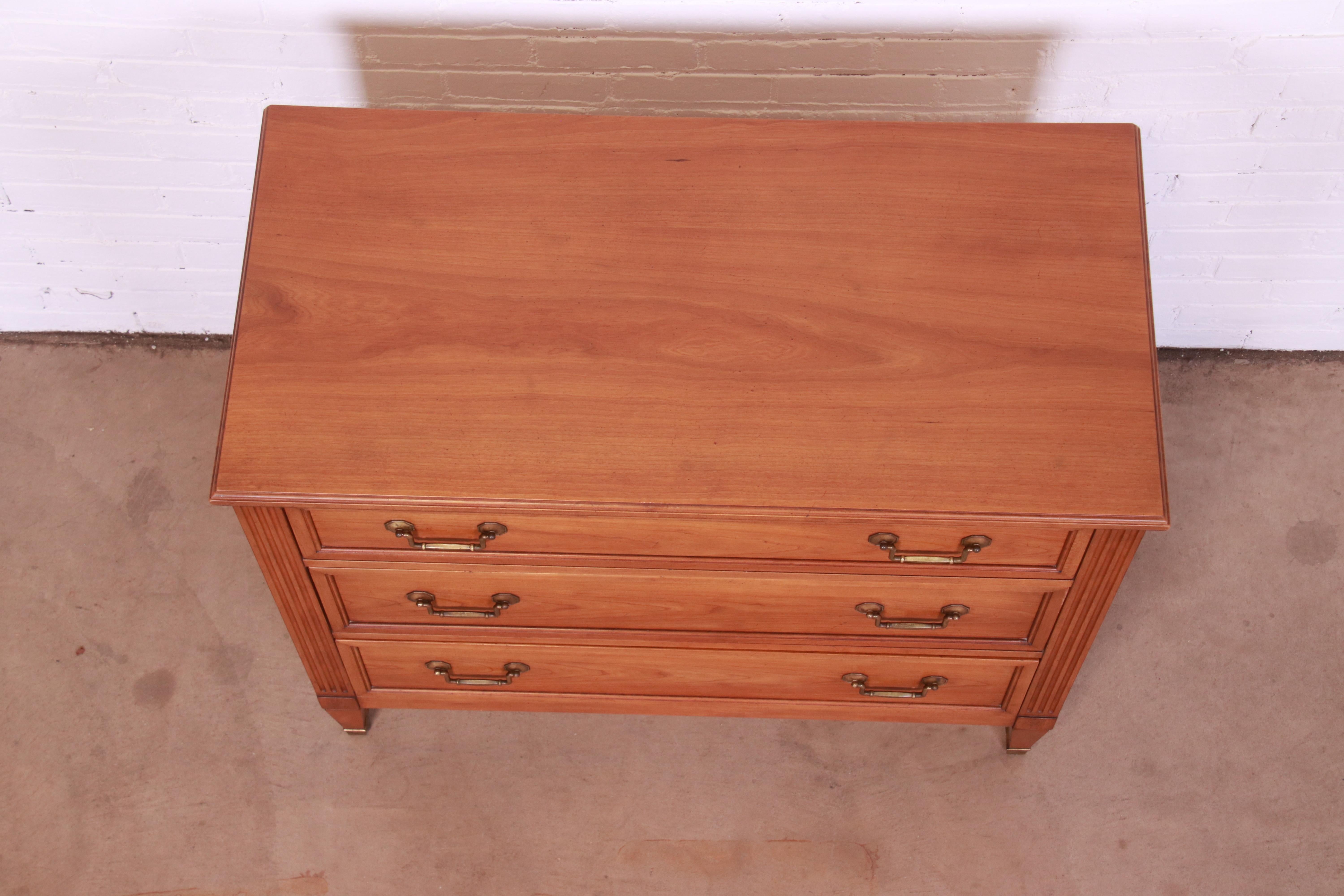 Kindel Furniture French Regency Louis XV Cherry Wood Dresser Chest 10