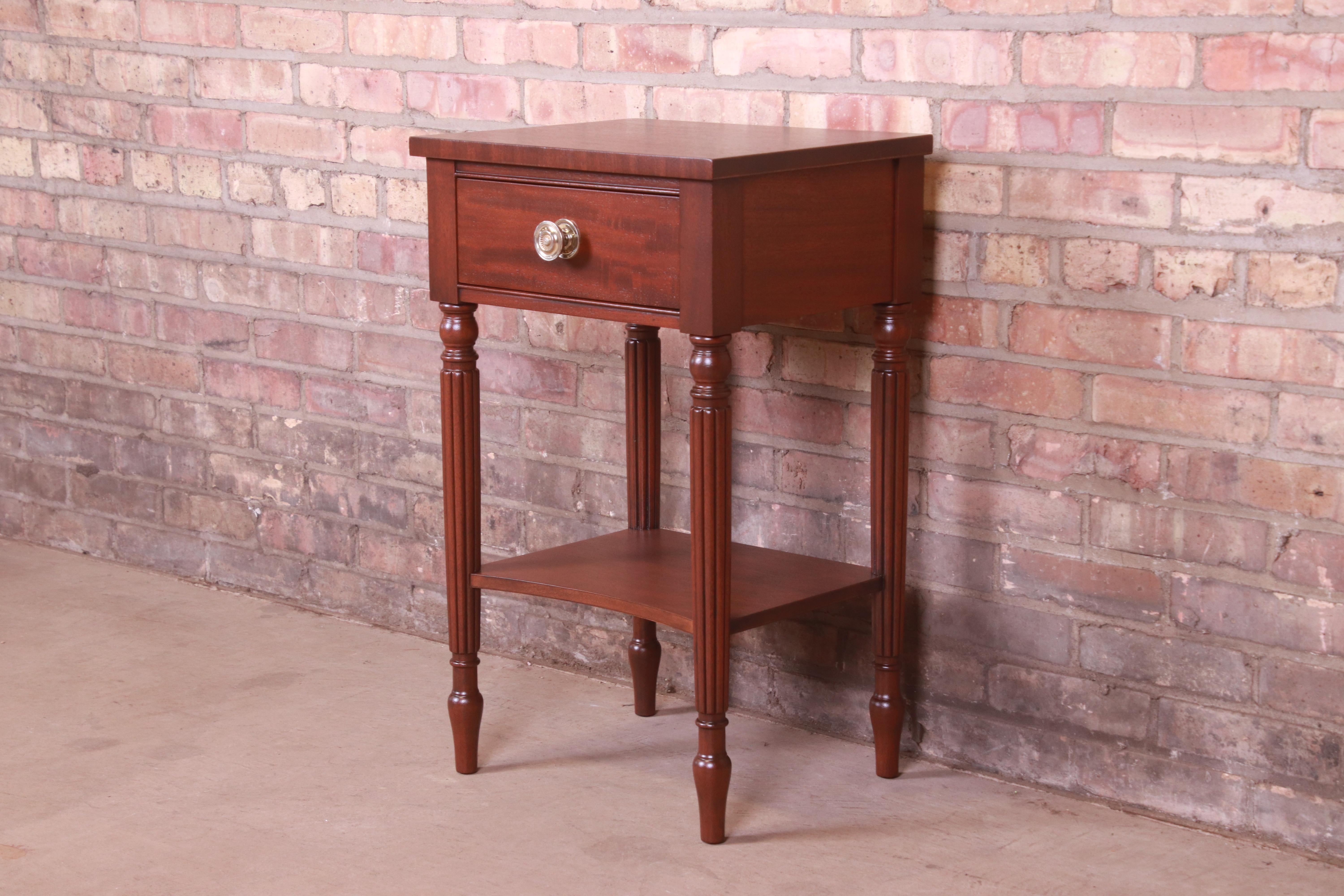 Kindel Furniture French Regency Louis XVI Bedside Table, Newly Refinished In Good Condition In South Bend, IN