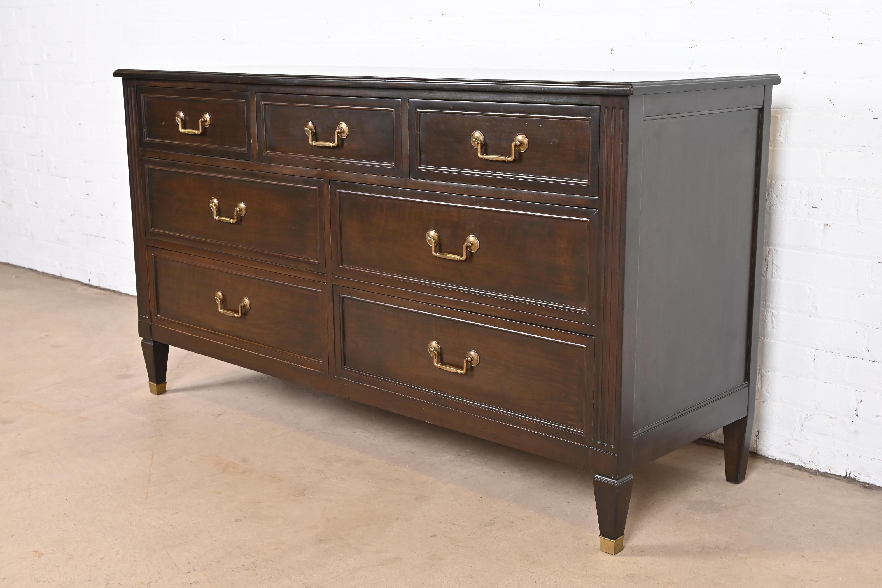 Kindel Furniture French Regency Louis XVI Cherry Wood Dresser In Good Condition In South Bend, IN