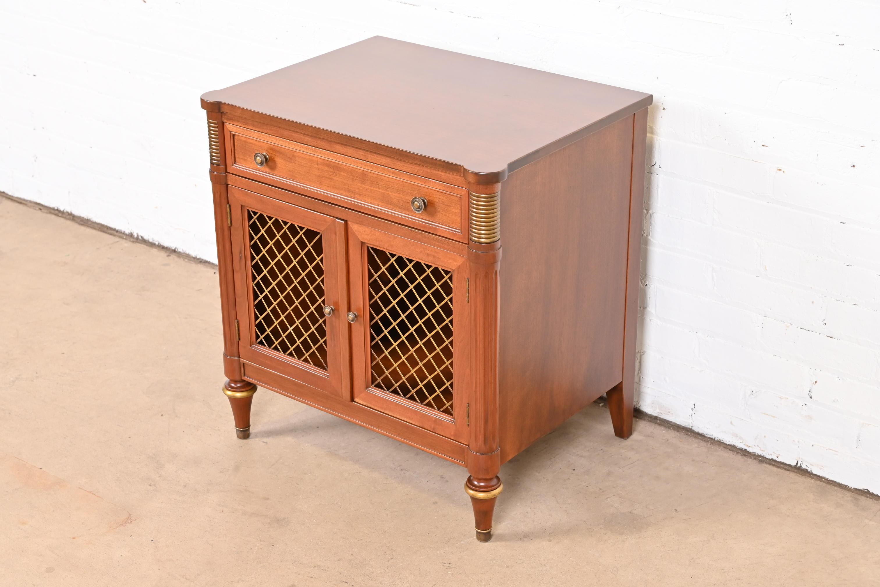 Kindel Furniture French Regency Louis XVI Cherry Wood Nightstand, Refinished In Good Condition For Sale In South Bend, IN
