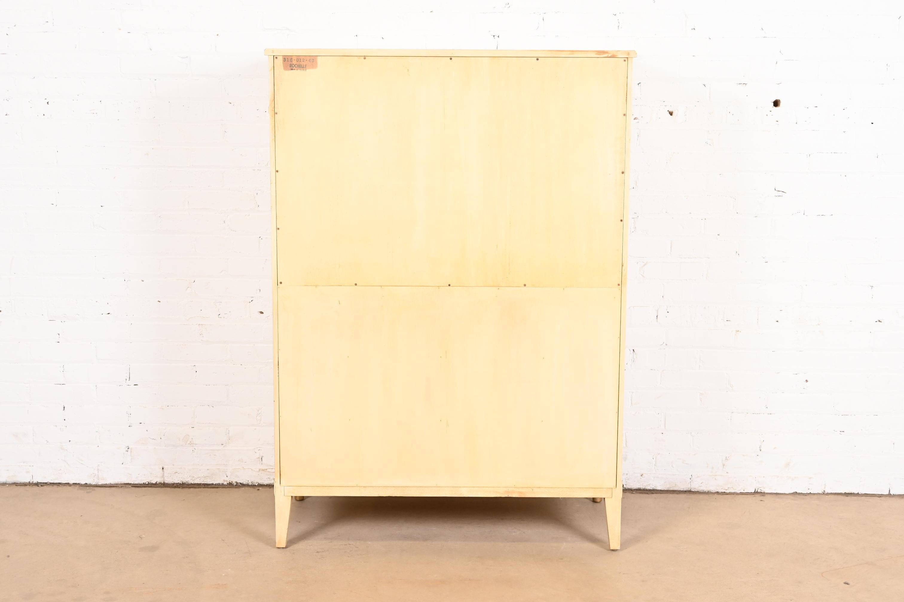 Kindel Furniture commode de gentleman de style Régence française Louis XVI laquée crème en vente 6