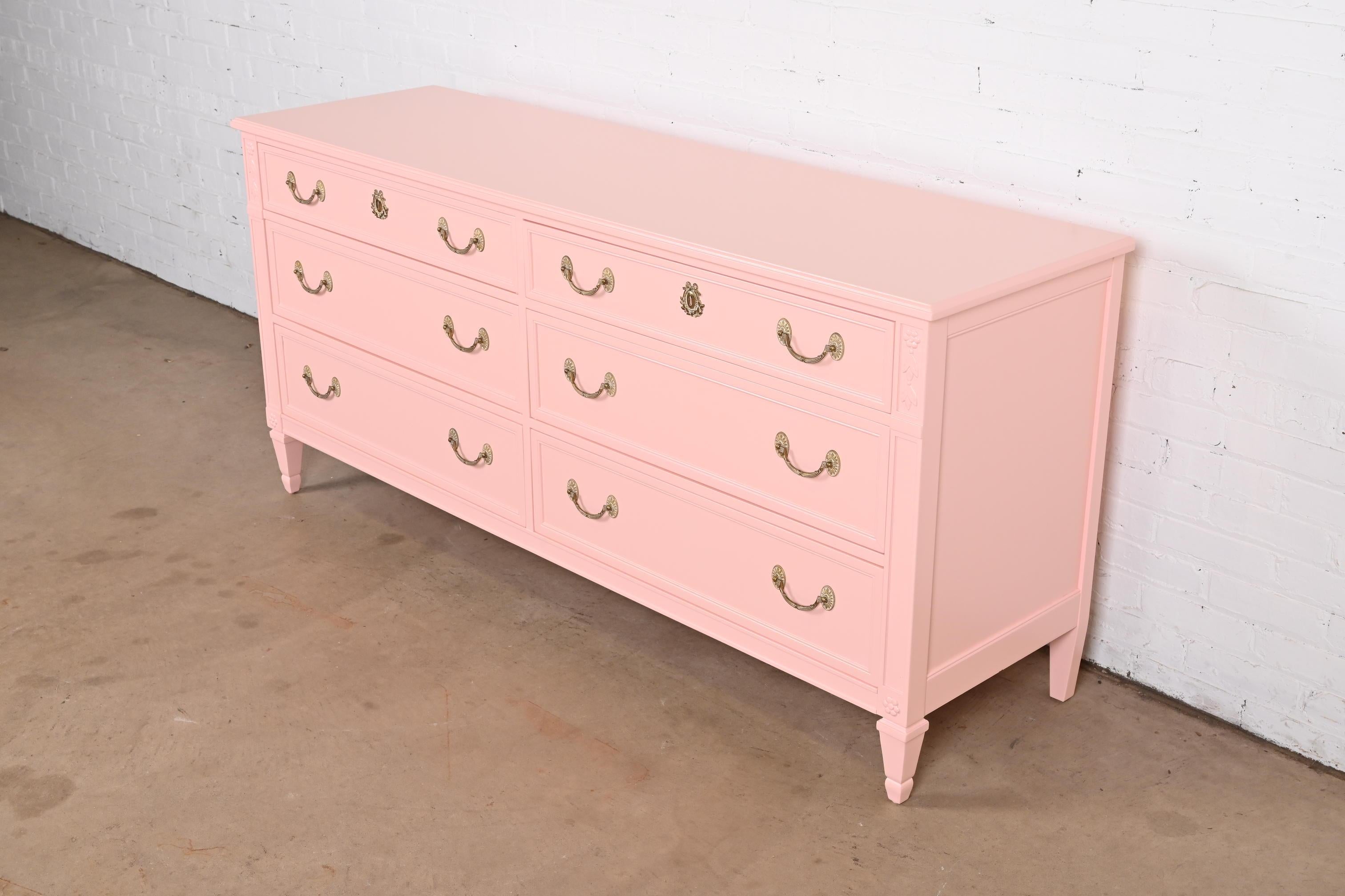 Kindel Furniture French Regency Louis XVI Pink Lacquered Dresser, Refinished In Good Condition In South Bend, IN