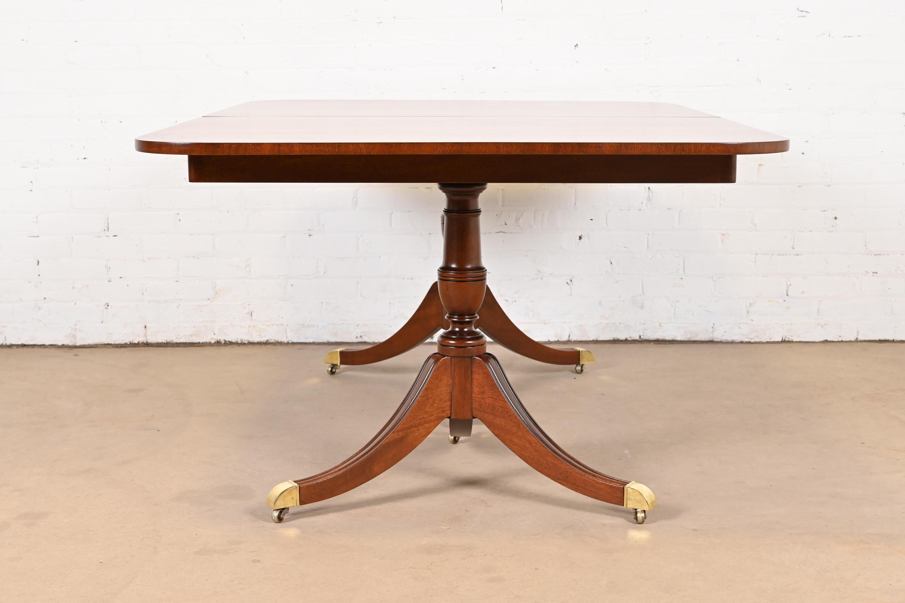 Kindel Furniture Georgian Banded Mahogany Double Pedestal Extension Dining Table For Sale 9