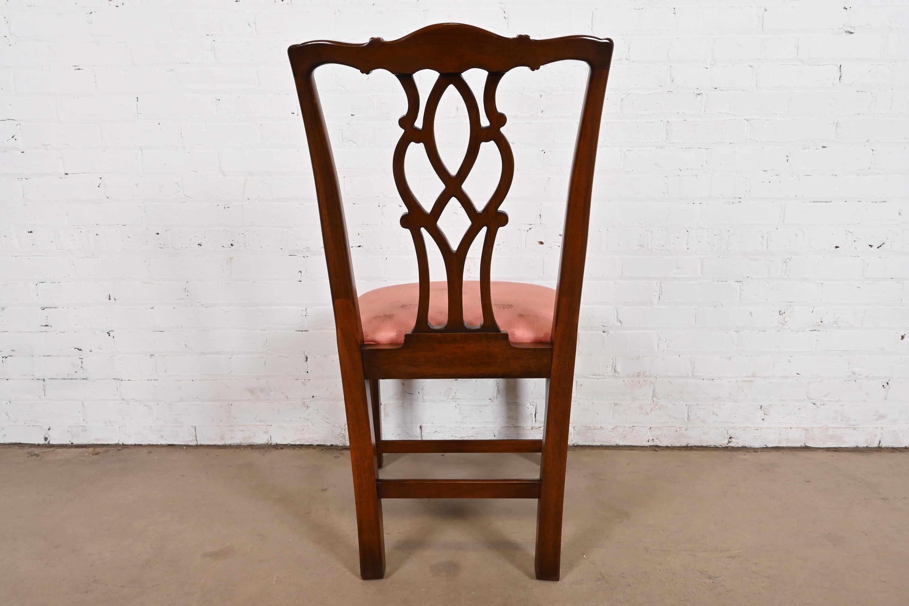 Kindel Furniture Georgian Carved Mahogany Dining Chairs, Set of Eight For Sale 4