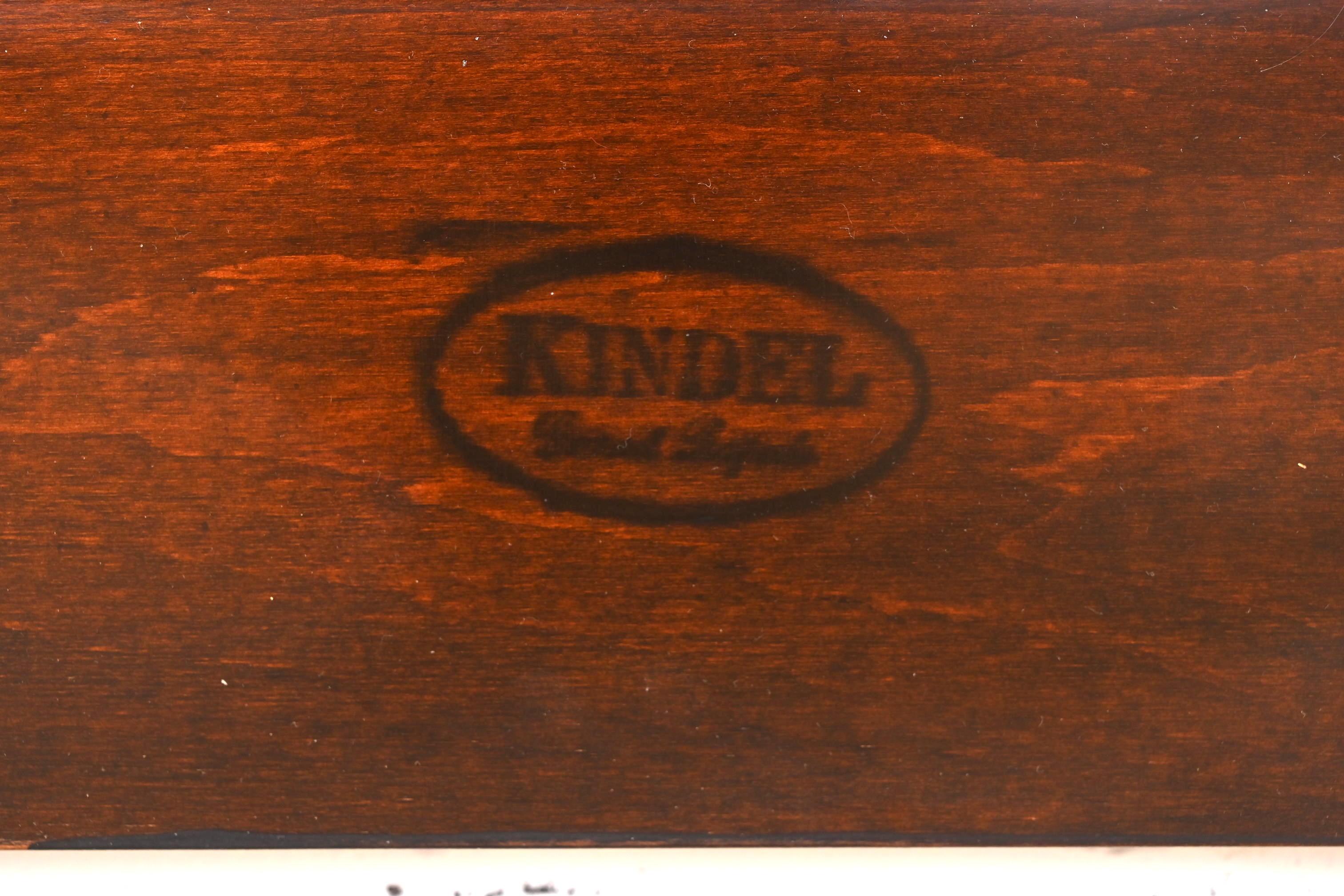 Kindel Furniture Georgian Carved Mahogany Queen Size Poster Bed 8