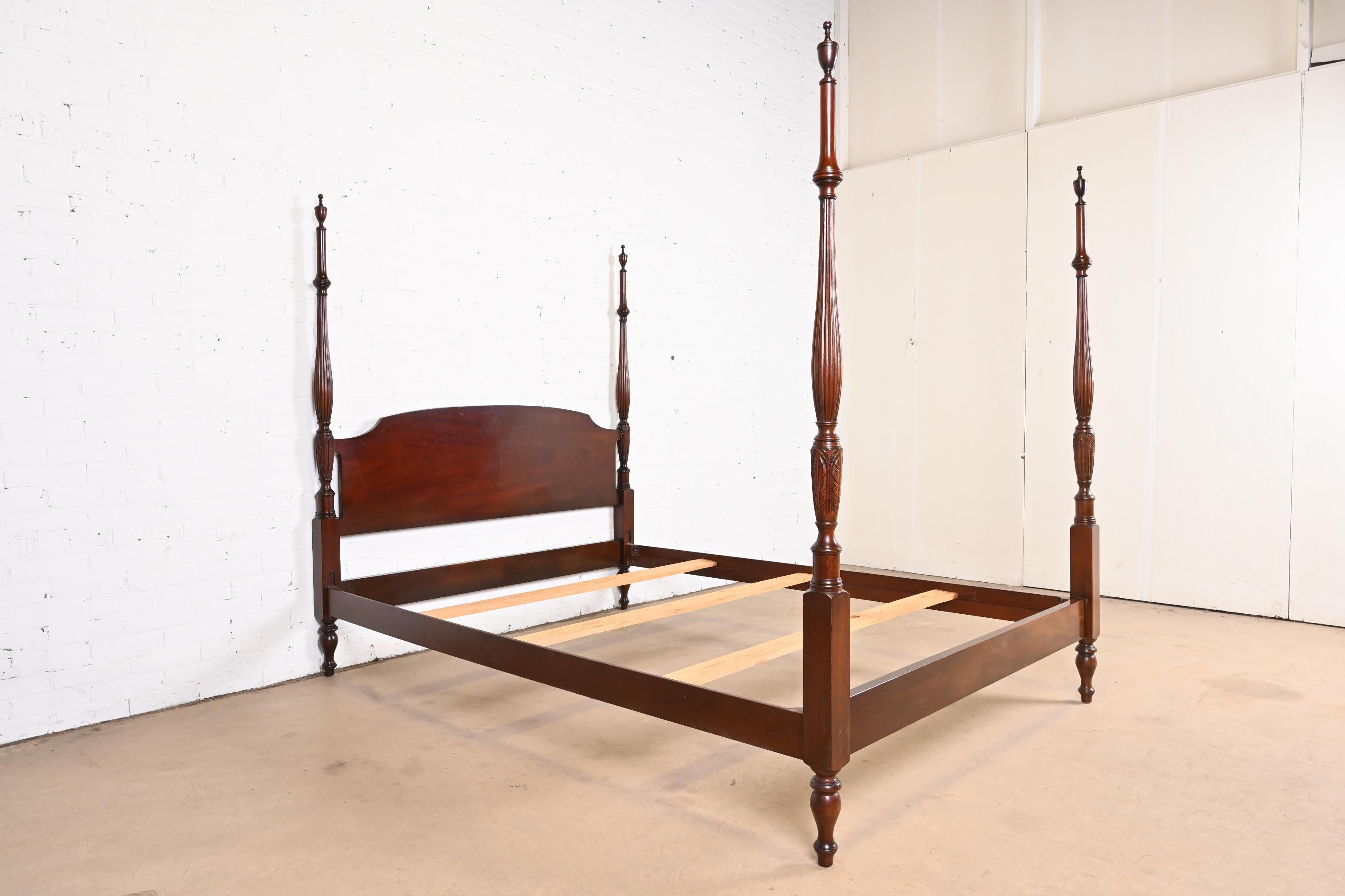 Kindel Furniture Georgian Carved Mahogany Queen Size Poster Bed 2