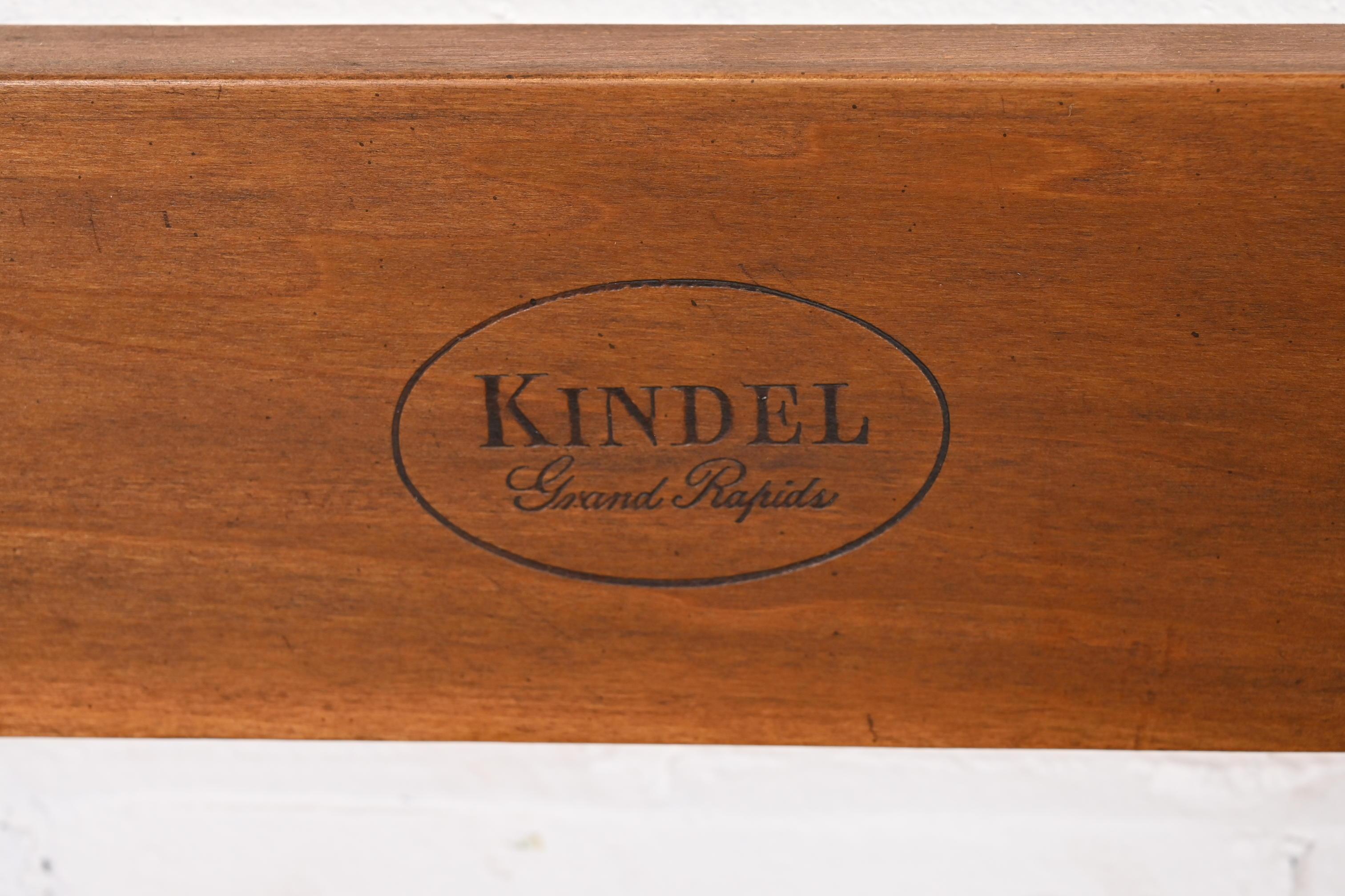 Kindel Furniture Georgian Carved Solid Cherry Wood Twin Size Poster Beds, Pair 4