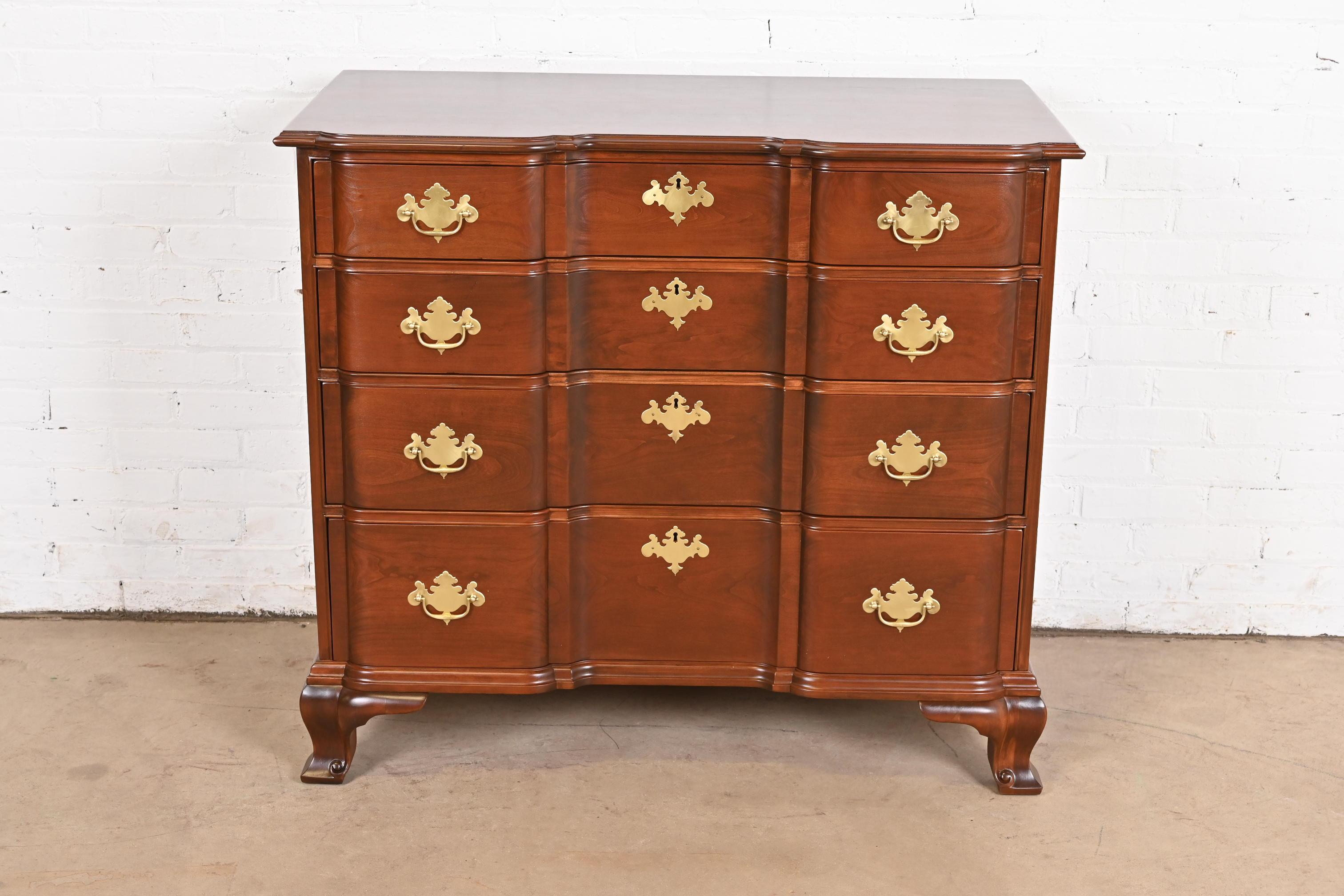 American Kindel Furniture Georgian Carved Solid Mahogany Block Front Chest of Drawers For Sale