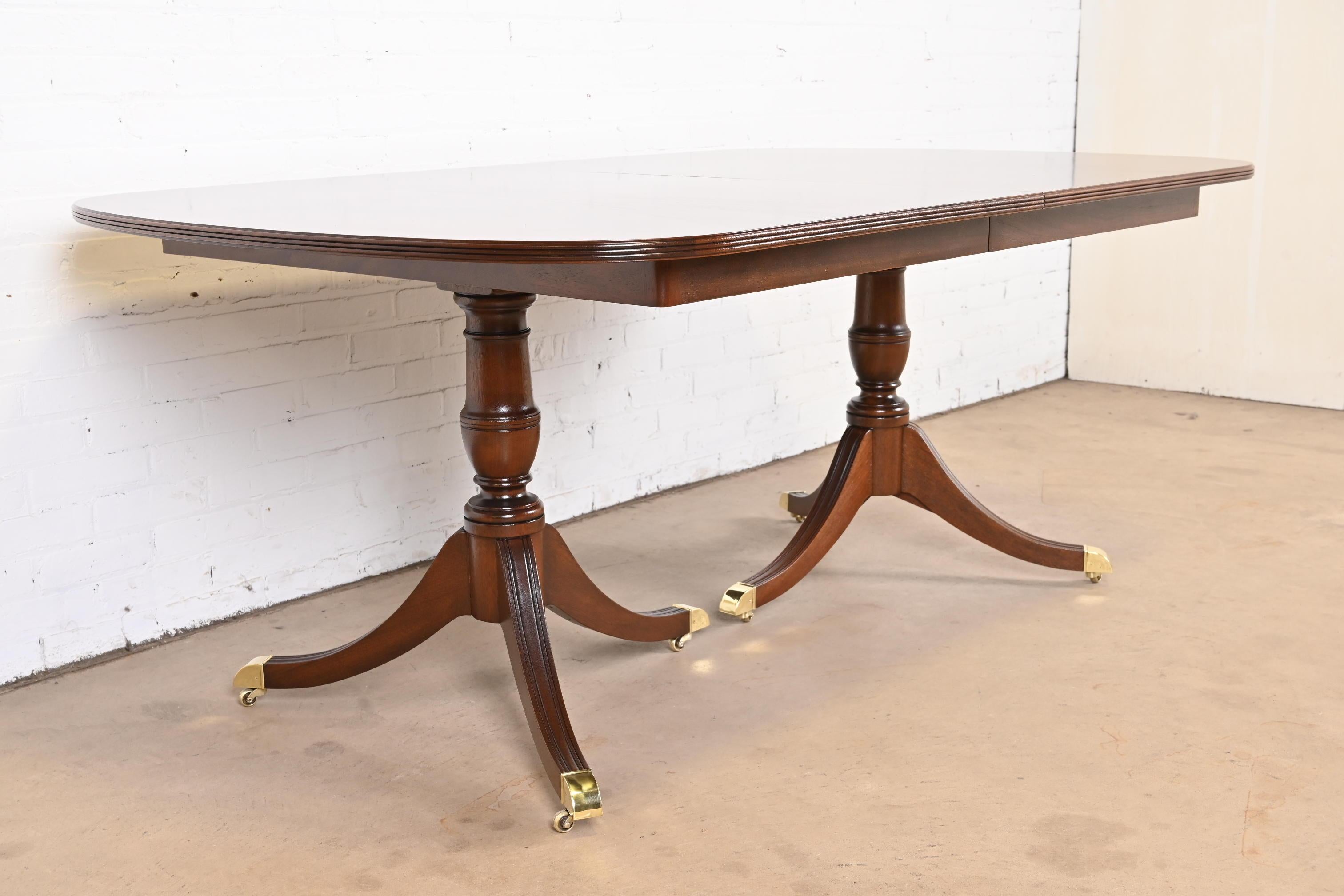 Kindel Furniture Georgian Flame Mahogany Double Pedestal Extension Dining Table 11