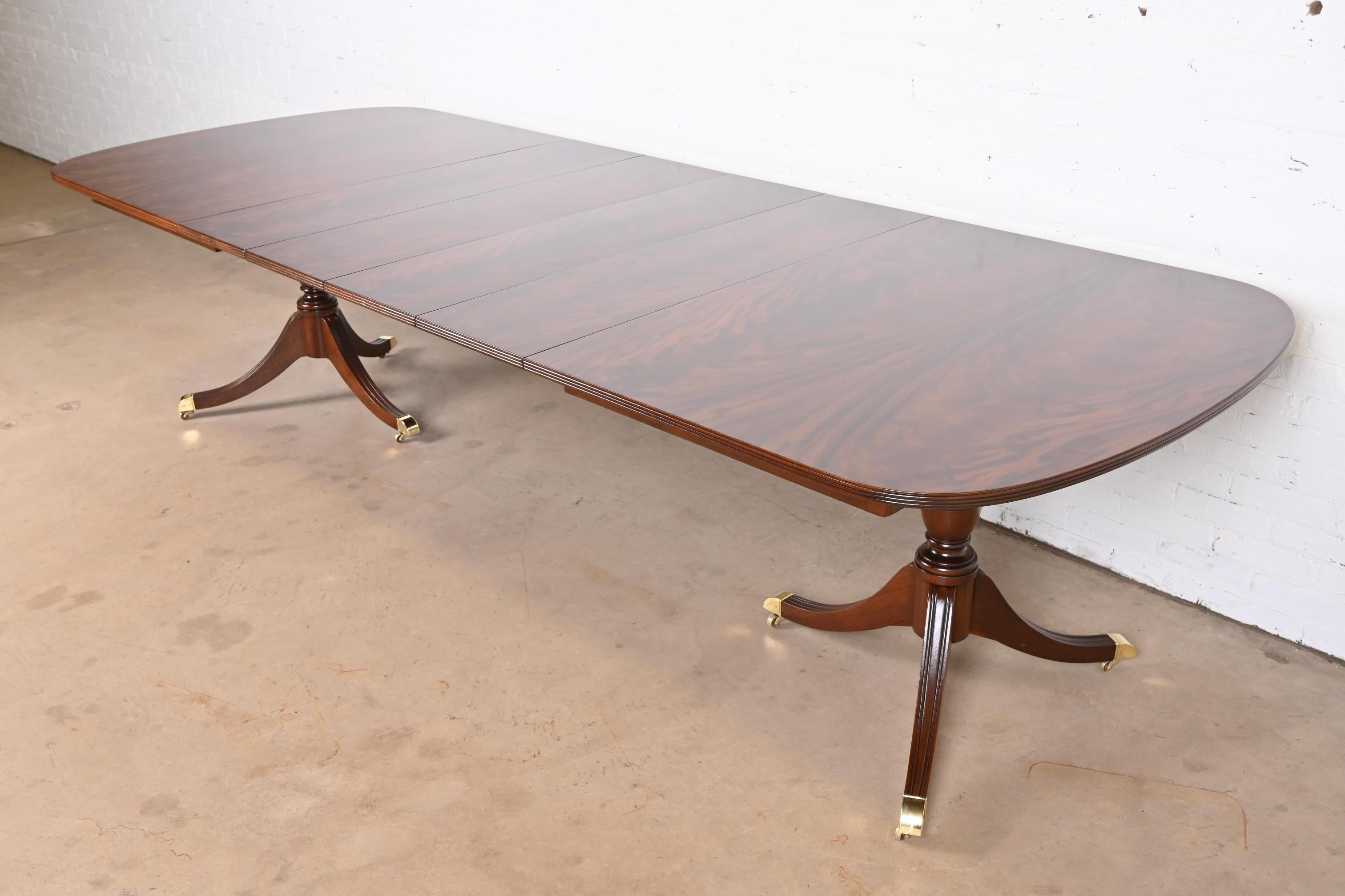 Kindel Furniture Georgian Flame Mahogany Double Pedestal Extension Dining Table In Good Condition In South Bend, IN