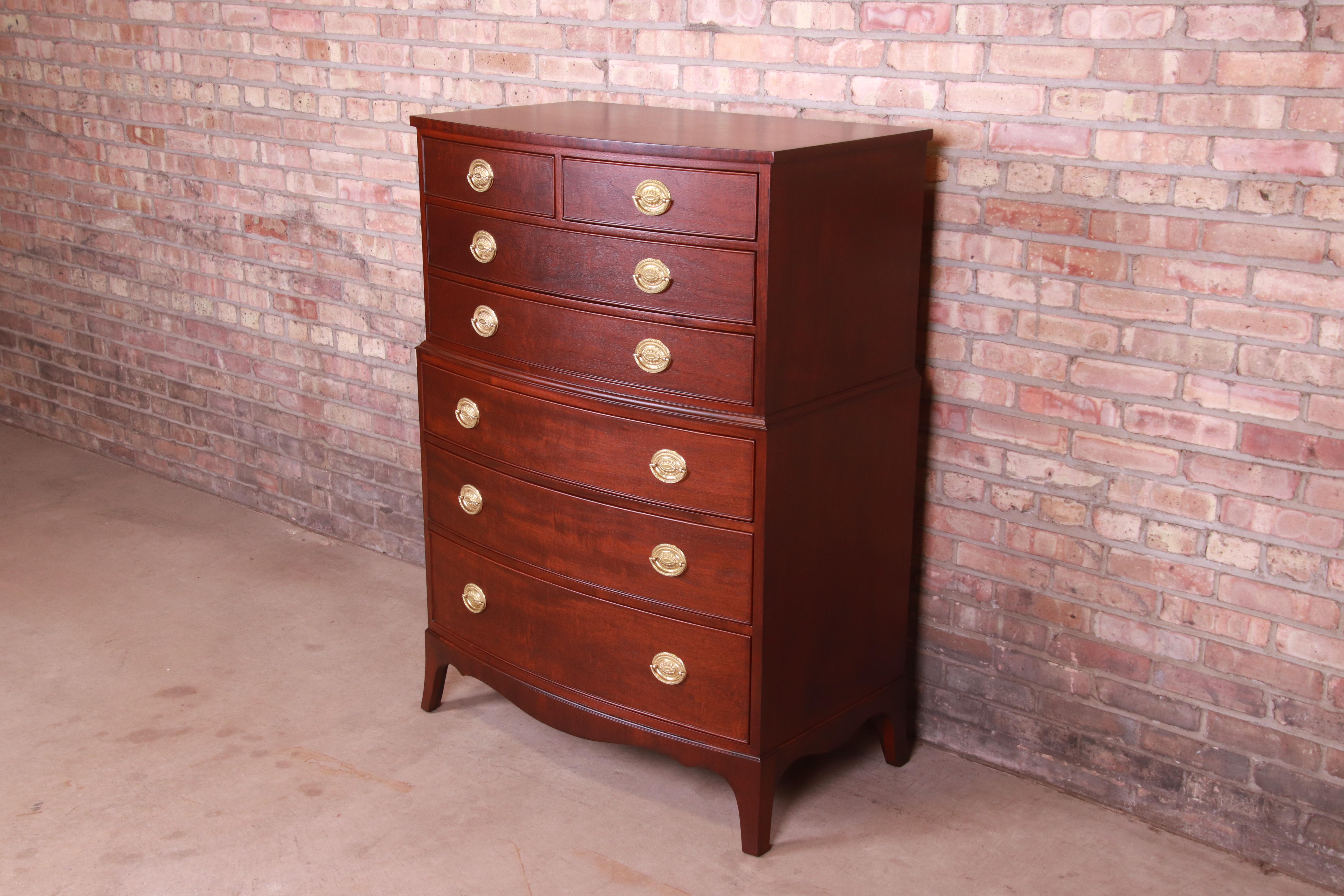 Kindel Furniture Georgian Mahogany Bow Front Highboy Dresser, Newly Refinished In Good Condition In South Bend, IN