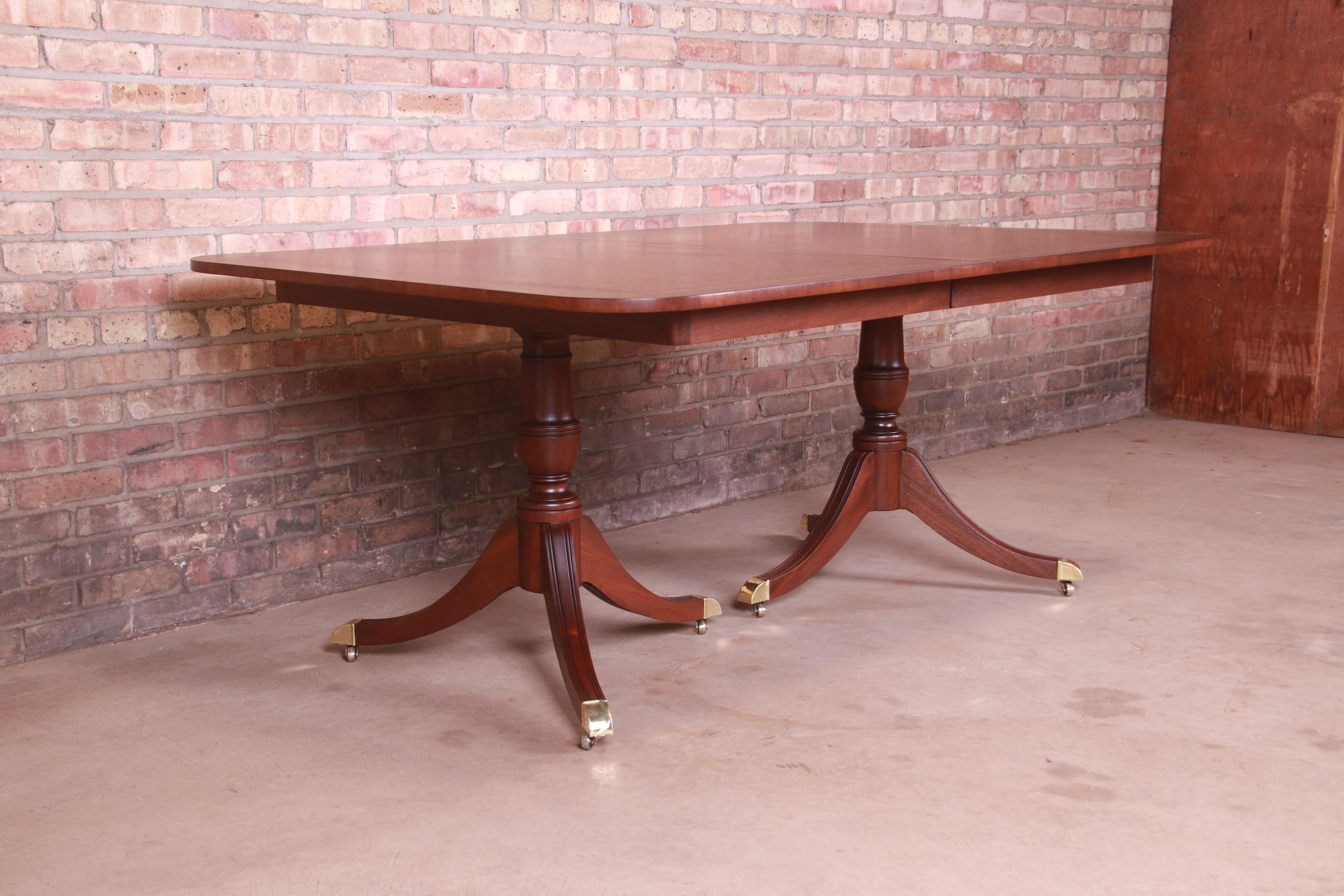 Kindel Furniture Georgian Mahogany Double Pedestal Dining Table, Refinished For Sale 5