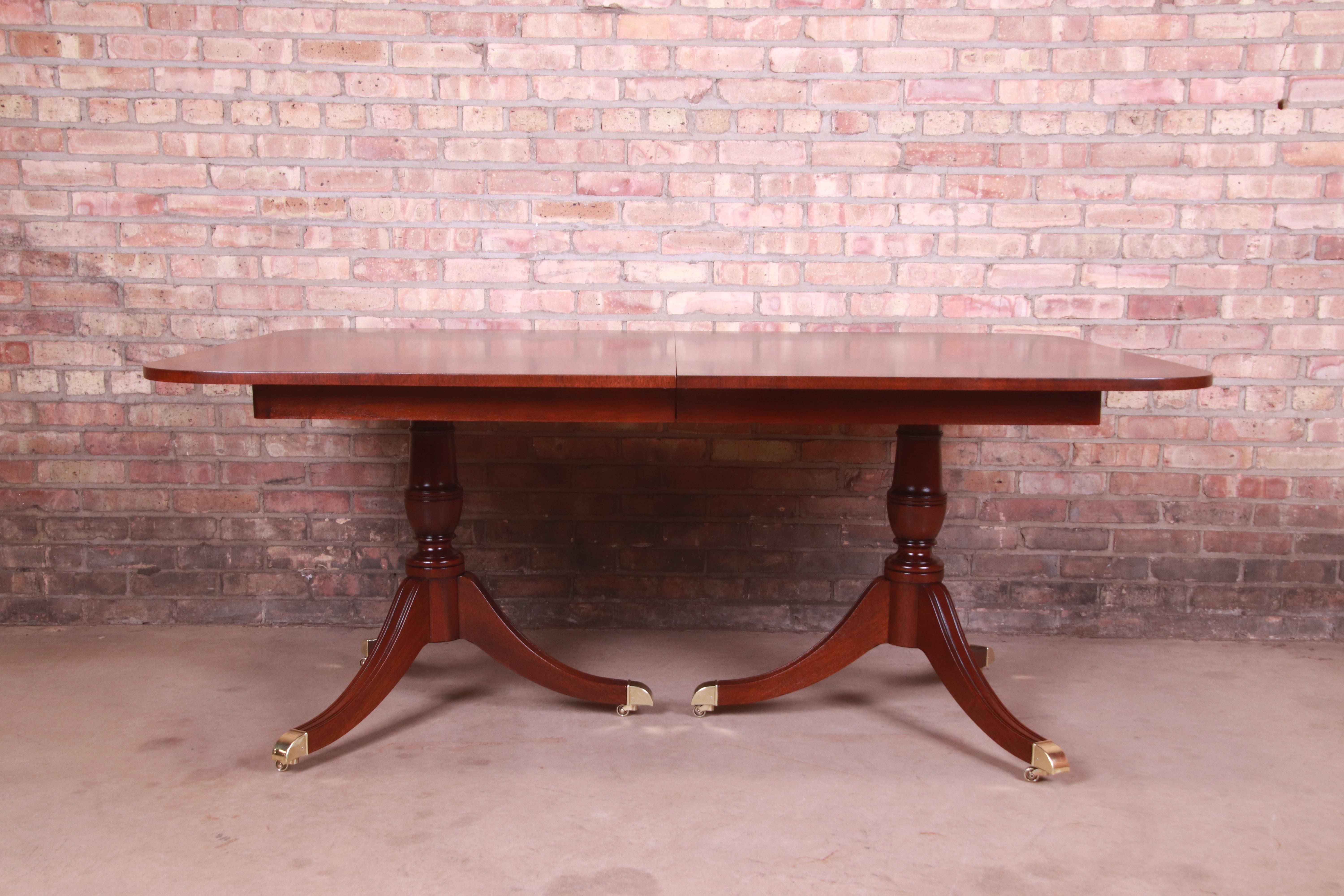 Kindel Furniture Georgian Mahogany Double Pedestal Dining Table, Refinished For Sale 4
