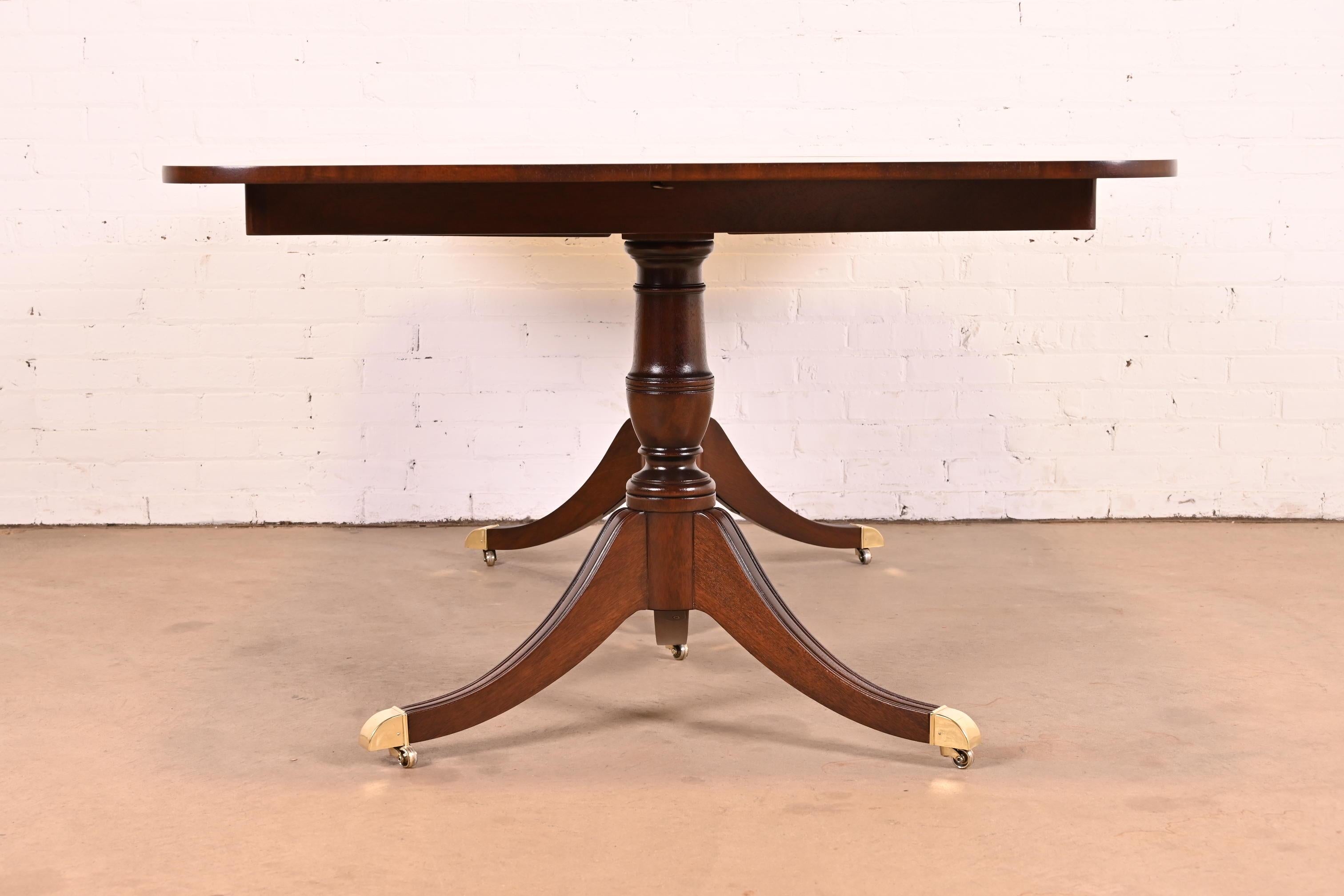 Kindel Furniture Georgian Mahogany Double Pedestal Dining Table, Refinished For Sale 7