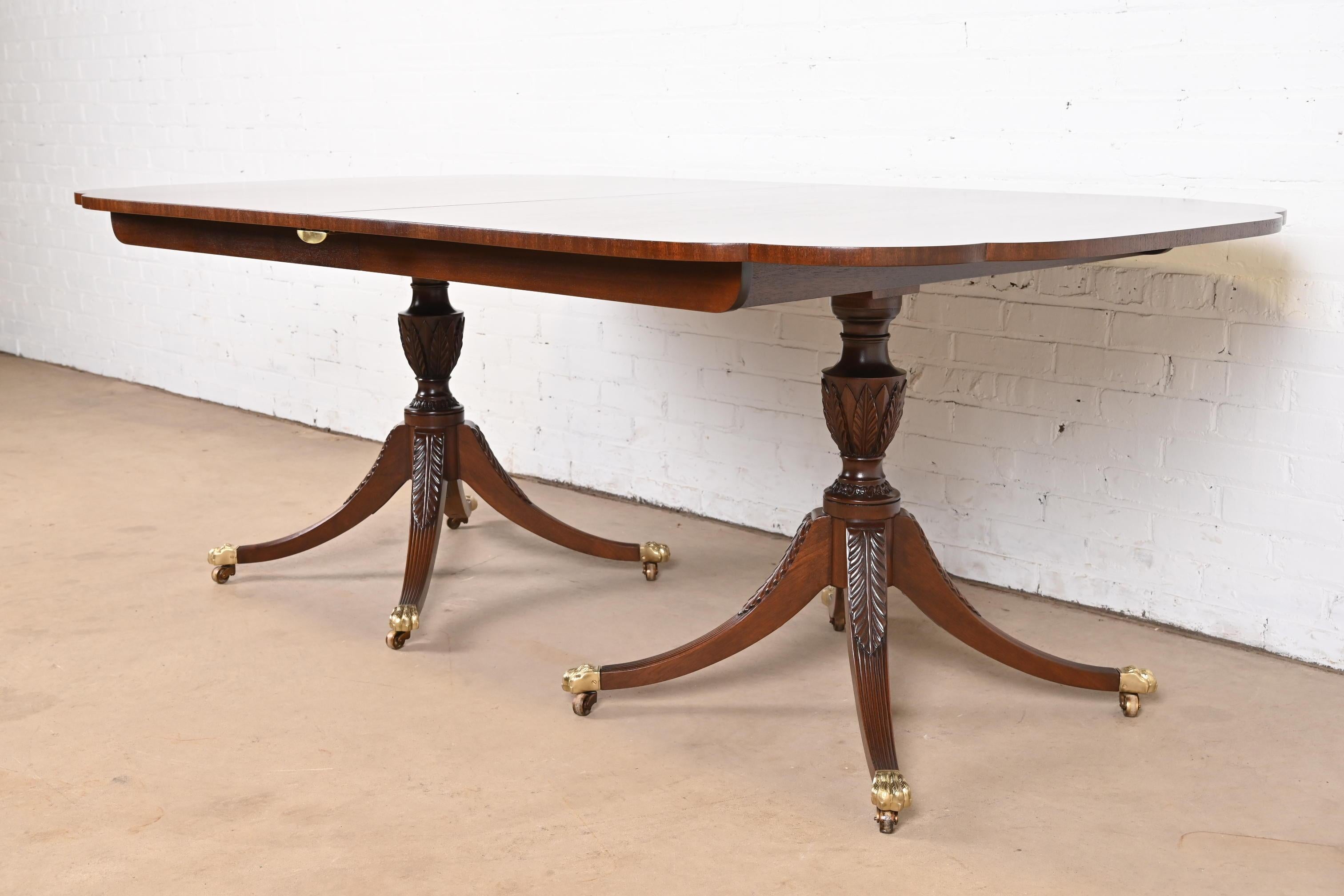 Kindel Furniture Georgian Mahogany Double Pedestal Dining Table, Refinished For Sale 3