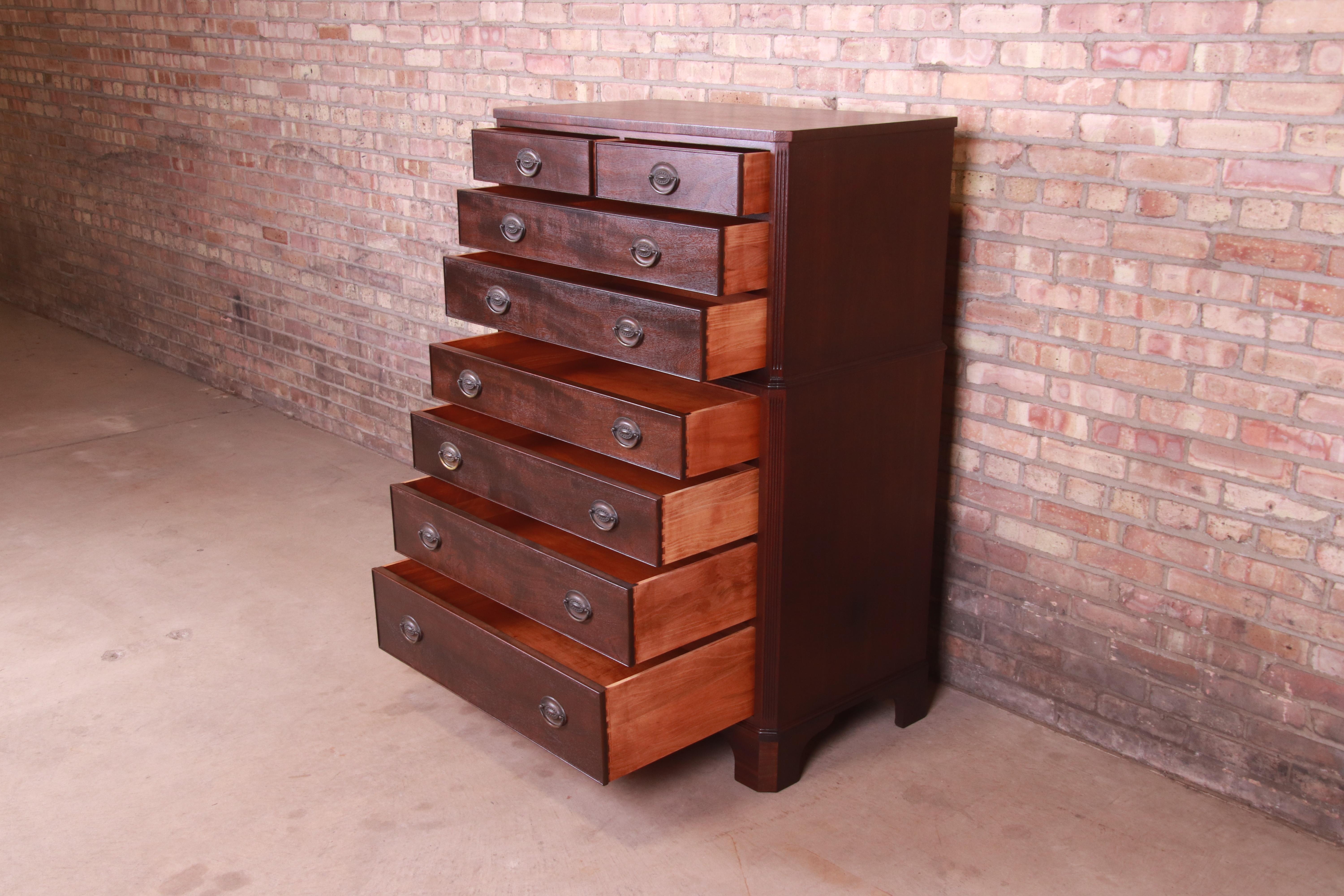 Kindel Furniture Georgian Mahogany Eight-Drawer Highboy Dresser, Refinished In Good Condition In South Bend, IN