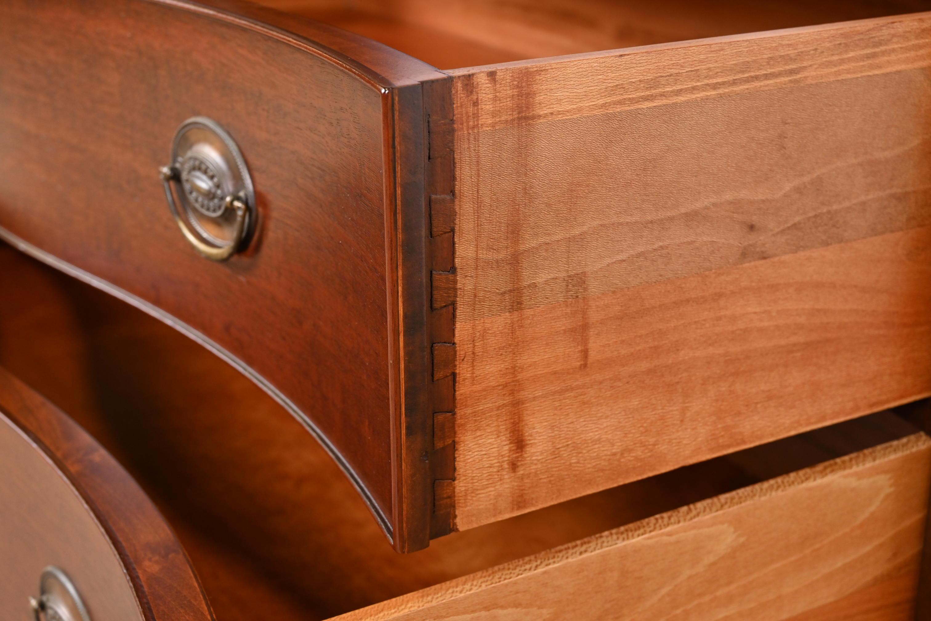 Kindel Furniture Georgian Mahogany Serpentine Front Chest of Drawers, Refinished 5