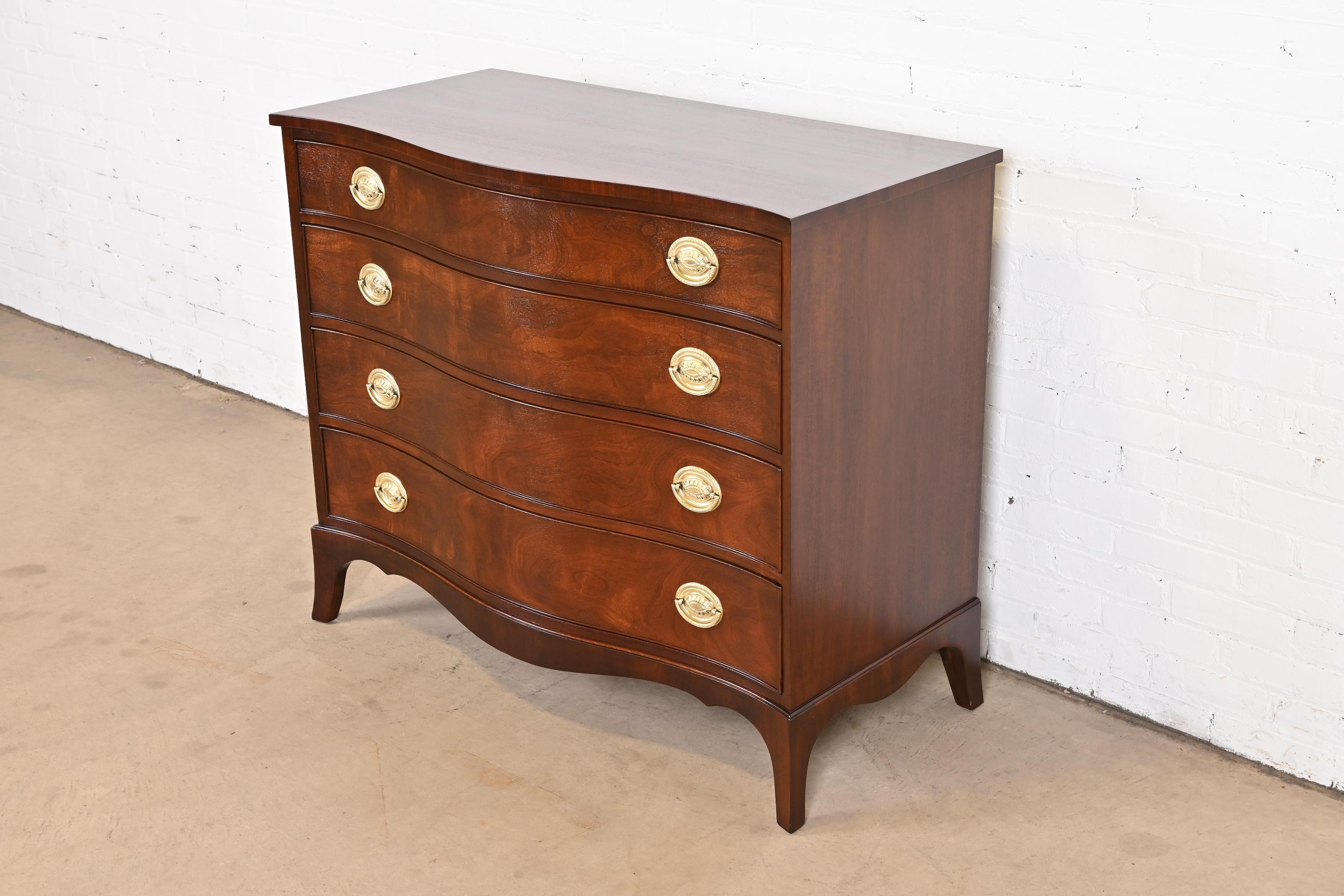 20th Century Kindel Furniture Georgian Mahogany Serpentine Front Chest of Drawers, Refinished