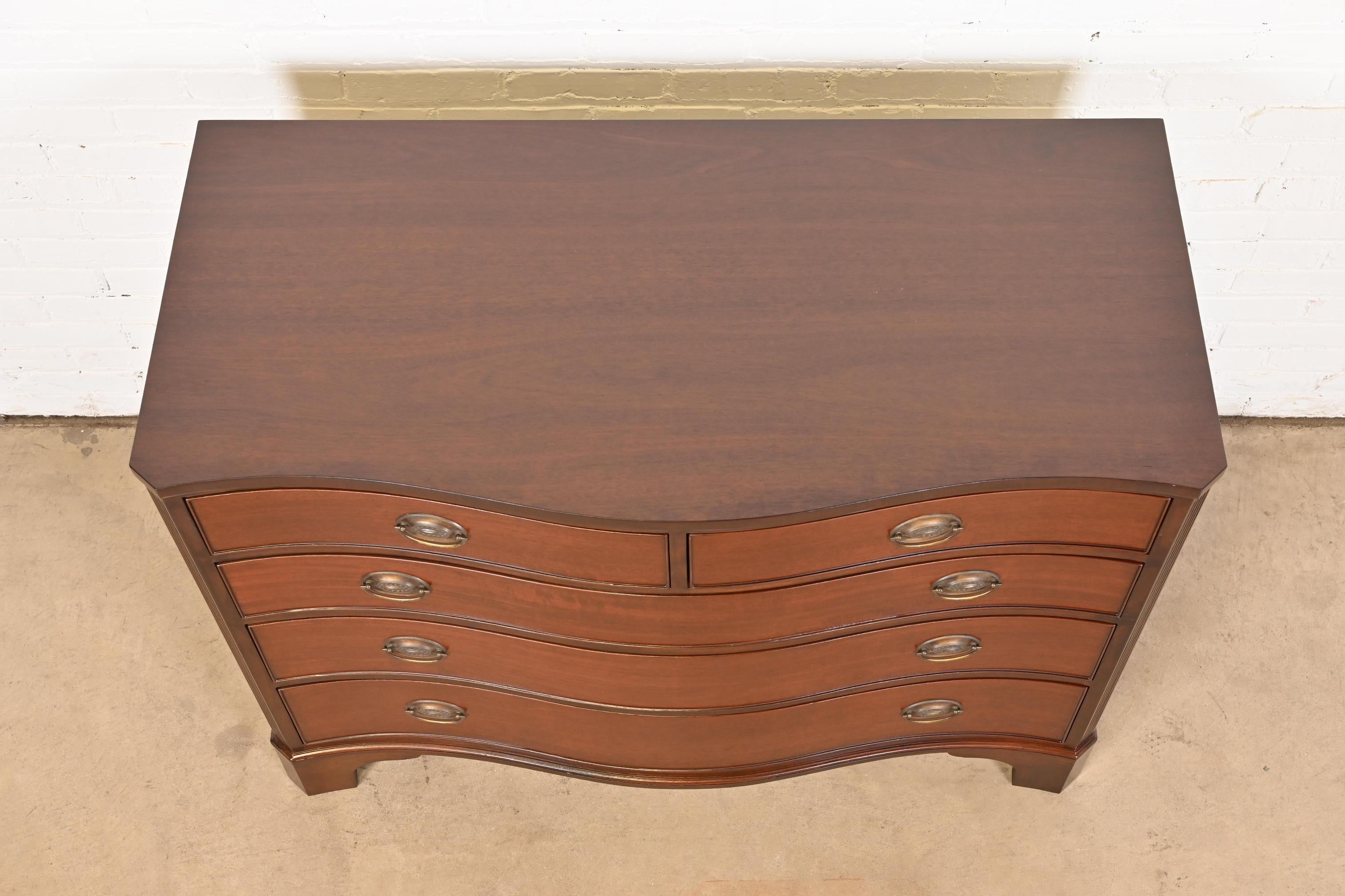 Kindel Furniture Georgian Mahogany Serpentine Front Chest of Drawers, Refinished 2