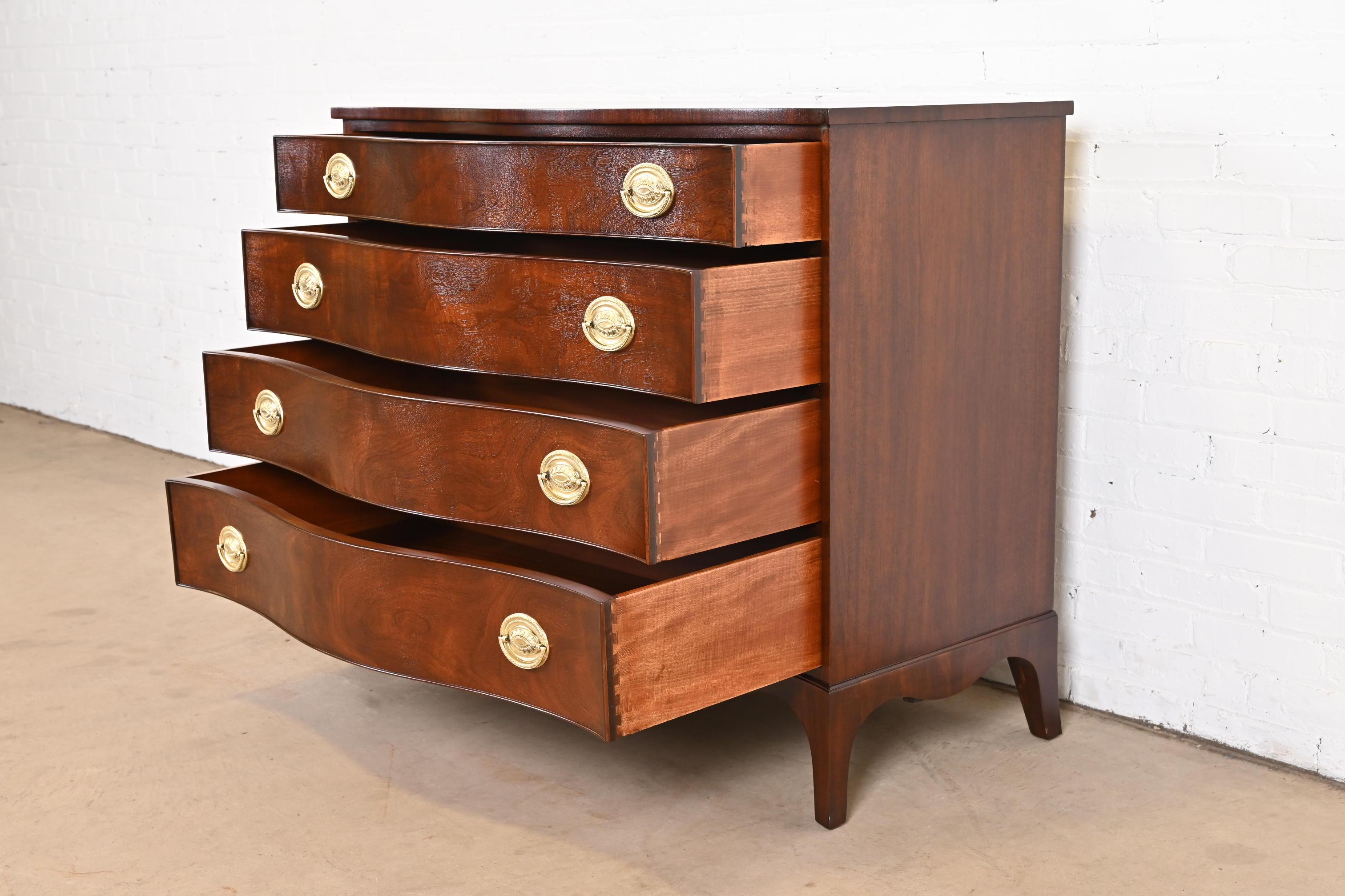 Kindel Furniture Georgian Mahogany Serpentine Front Chest of Drawers, Refinished 3