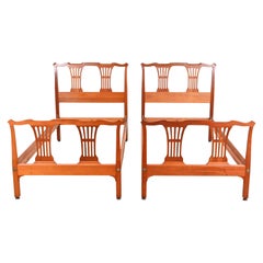 Kindel Furniture Hepplewhite Carved Mahogany Twin Beds, Pair