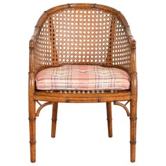 Kindel Furniture Hollywood Regency Silla club de bambú sintético y caña, circa 1970s