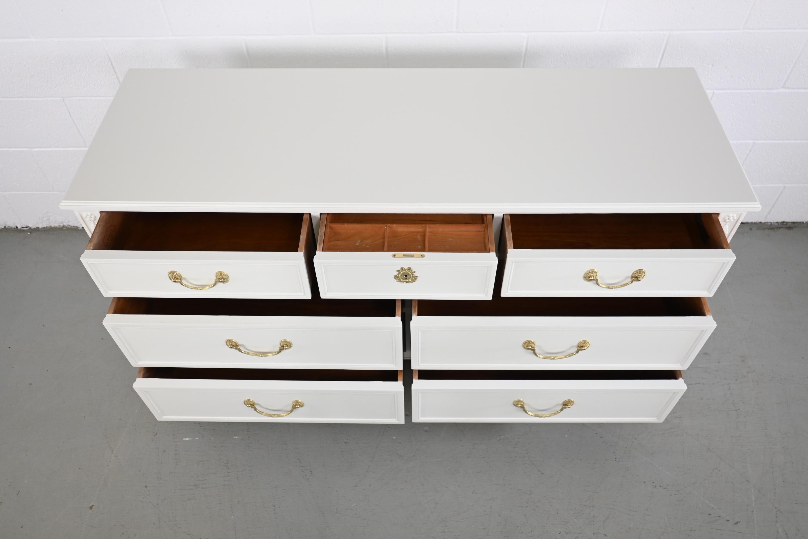Kindel Furniture Ivory Lacquered French Regency Style Dresser 2