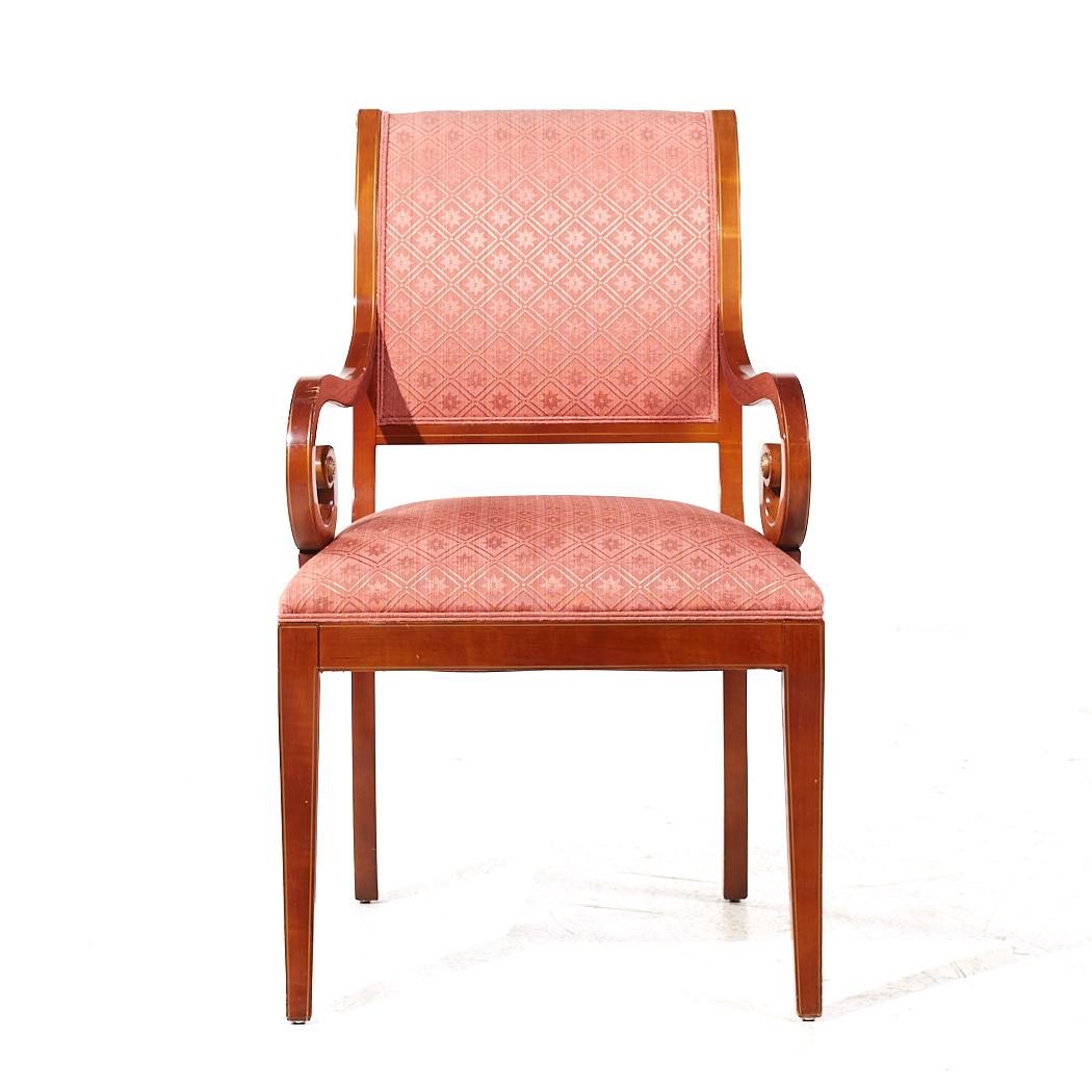 Kindel Furniture Mahagoni-Esszimmerstühle mit Schlittenrückenlehne - 6er-Set im Angebot 5