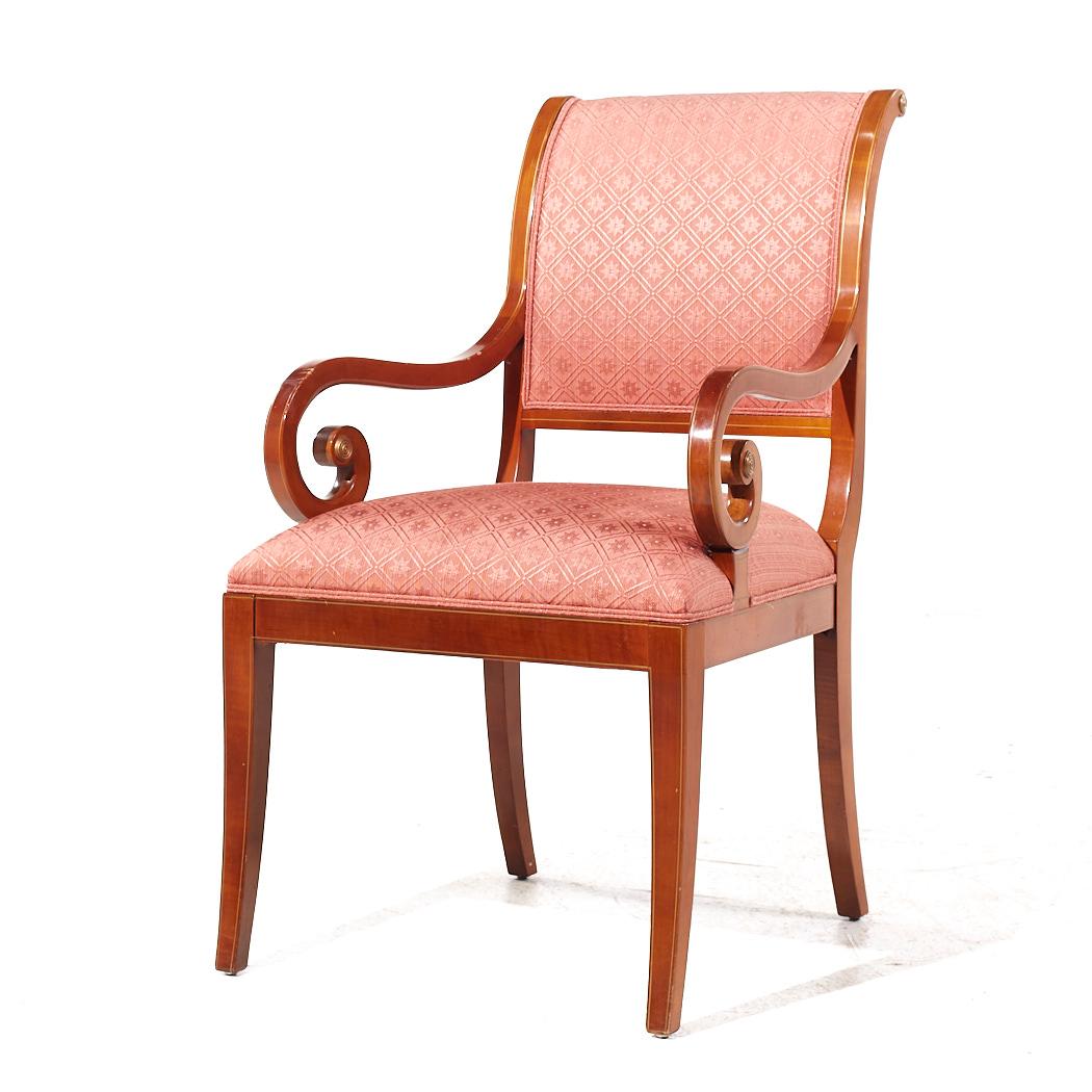 Kindel Furniture Mahagoni-Esszimmerstühle mit Schlittenrückenlehne - 6er-Set im Angebot 6