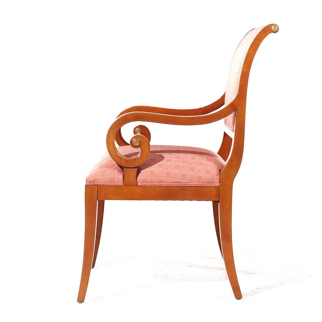 Kindel Furniture Mahagoni-Esszimmerstühle mit Schlittenrückenlehne - 6er-Set im Angebot 9