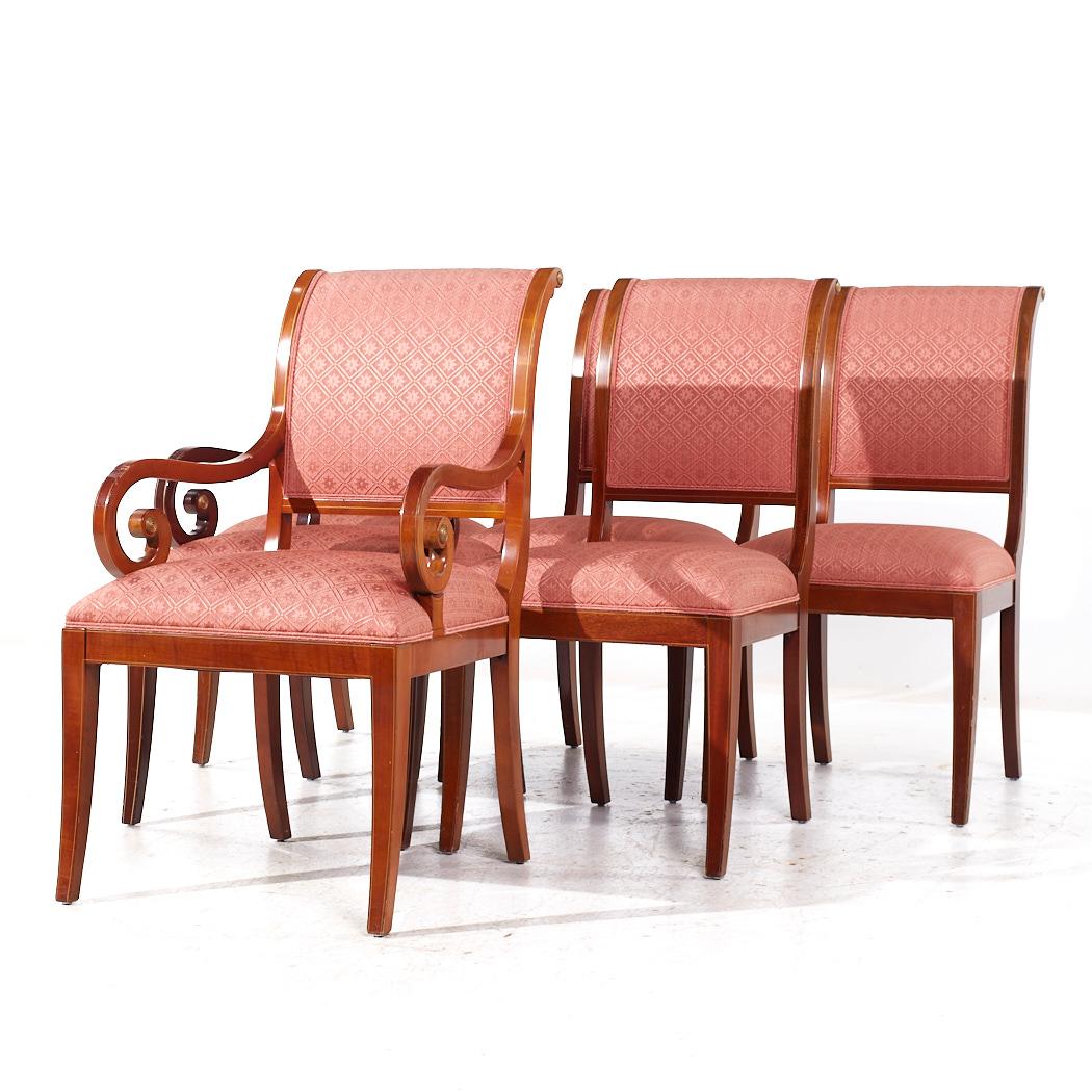 Kindel Furniture Mahagoni-Esszimmerstühle mit Schlittenrückenlehne - 6er-Set (Moderne) im Angebot