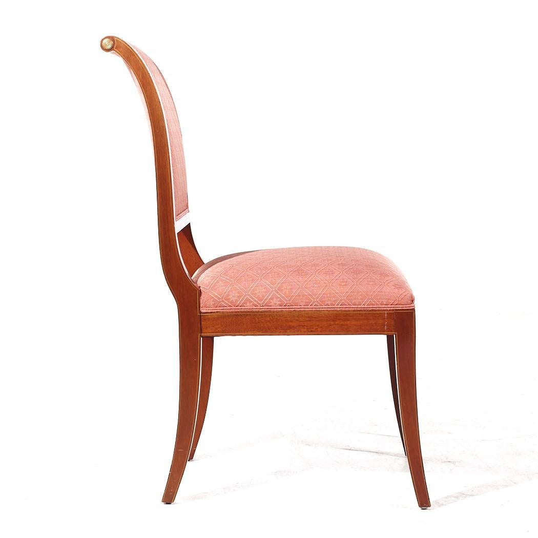 Kindel Furniture Mahagoni-Esszimmerstühle mit Schlittenrückenlehne - 6er-Set (Polster) im Angebot