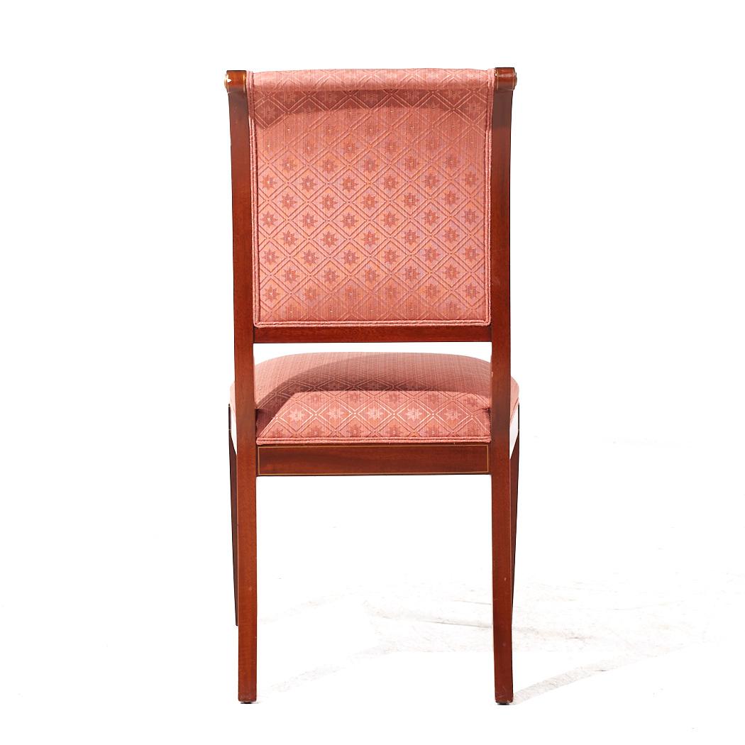 Kindel Furniture Mahagoni-Esszimmerstühle mit Schlittenrückenlehne - 6er-Set im Angebot 1